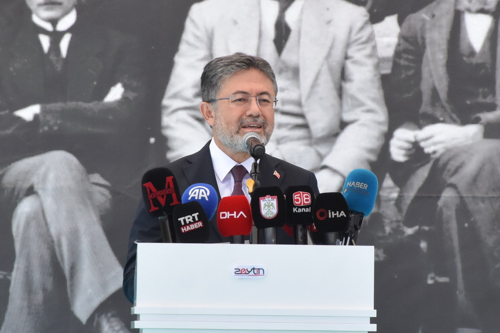TBMM AK Parti Grup Başkanı Abdullah Güler Sivas Kongresi töreninde
