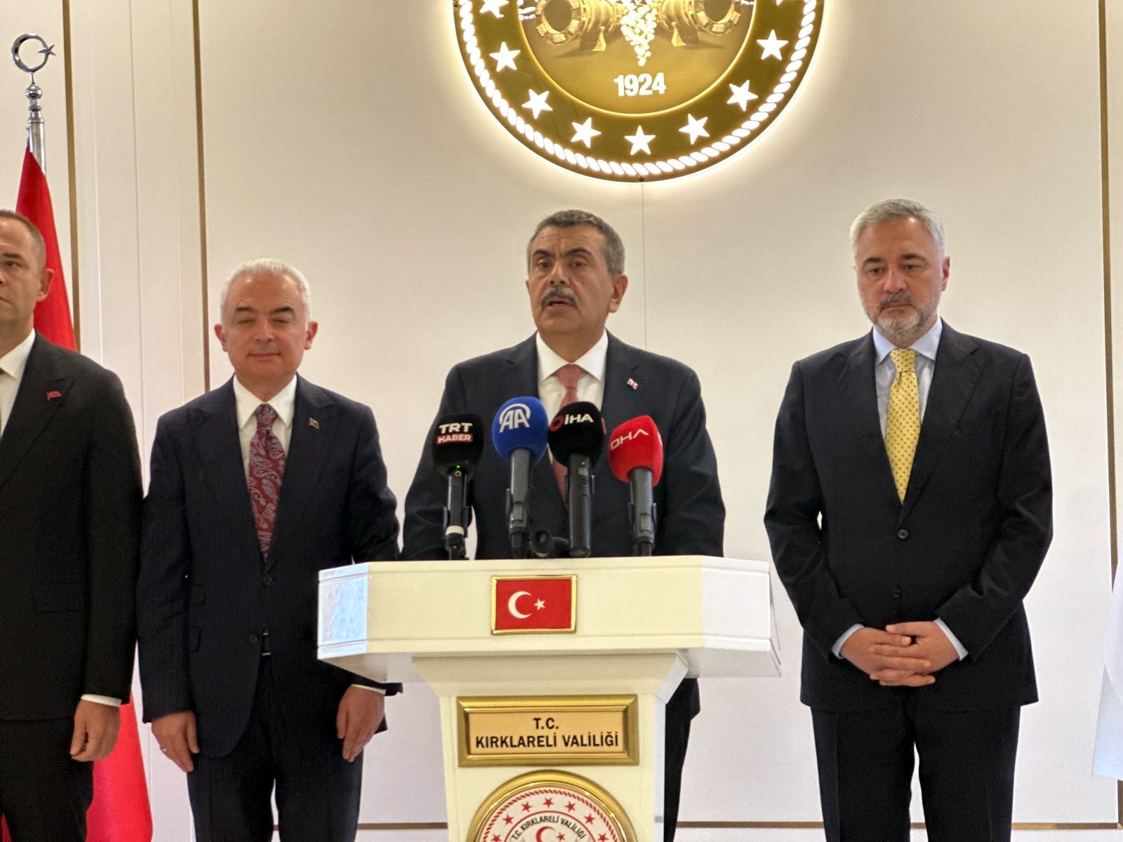 Bakan Tekin Kırklareli Valiliği karşılaması