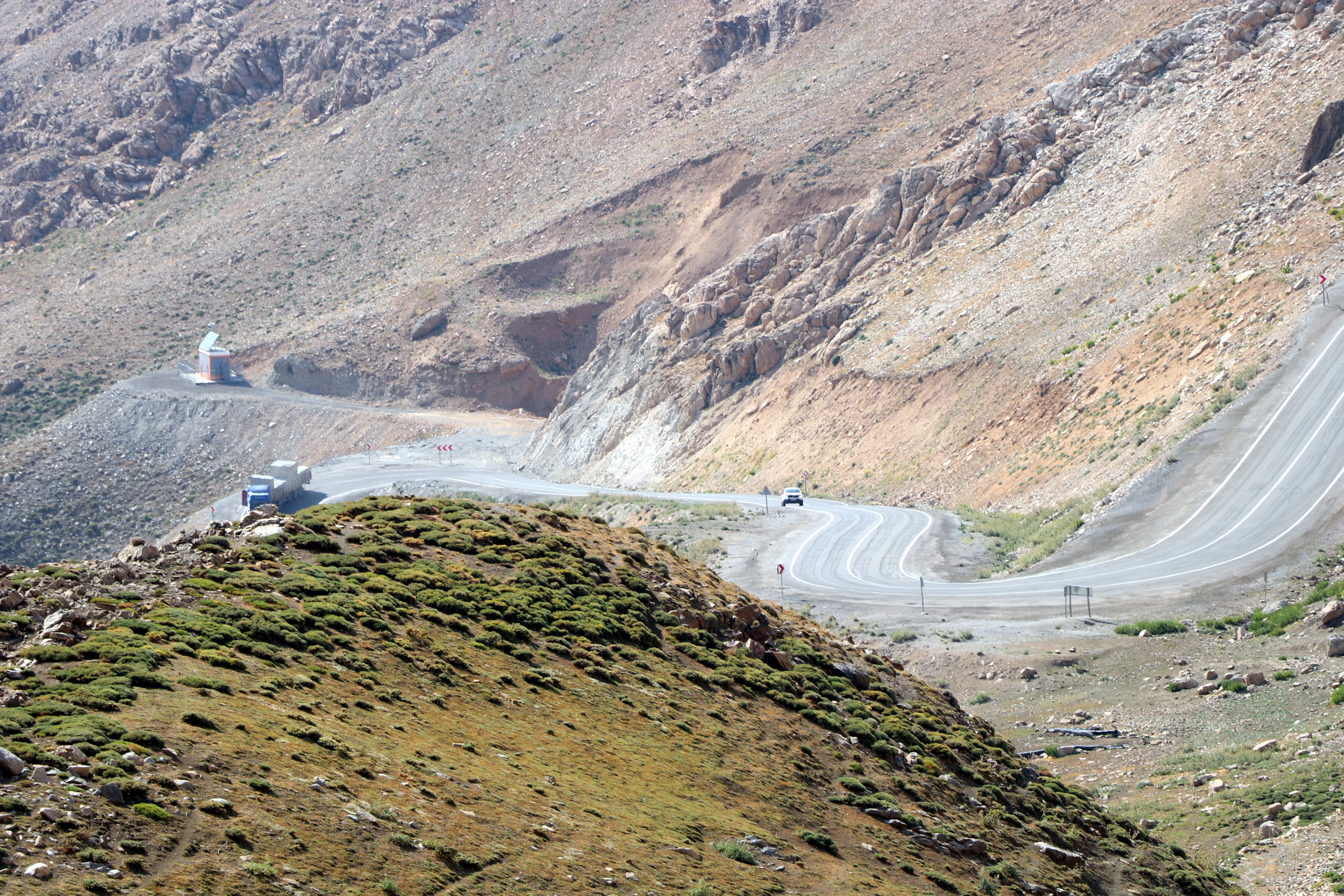 Van-Bahçesaray yolu tünel projesi