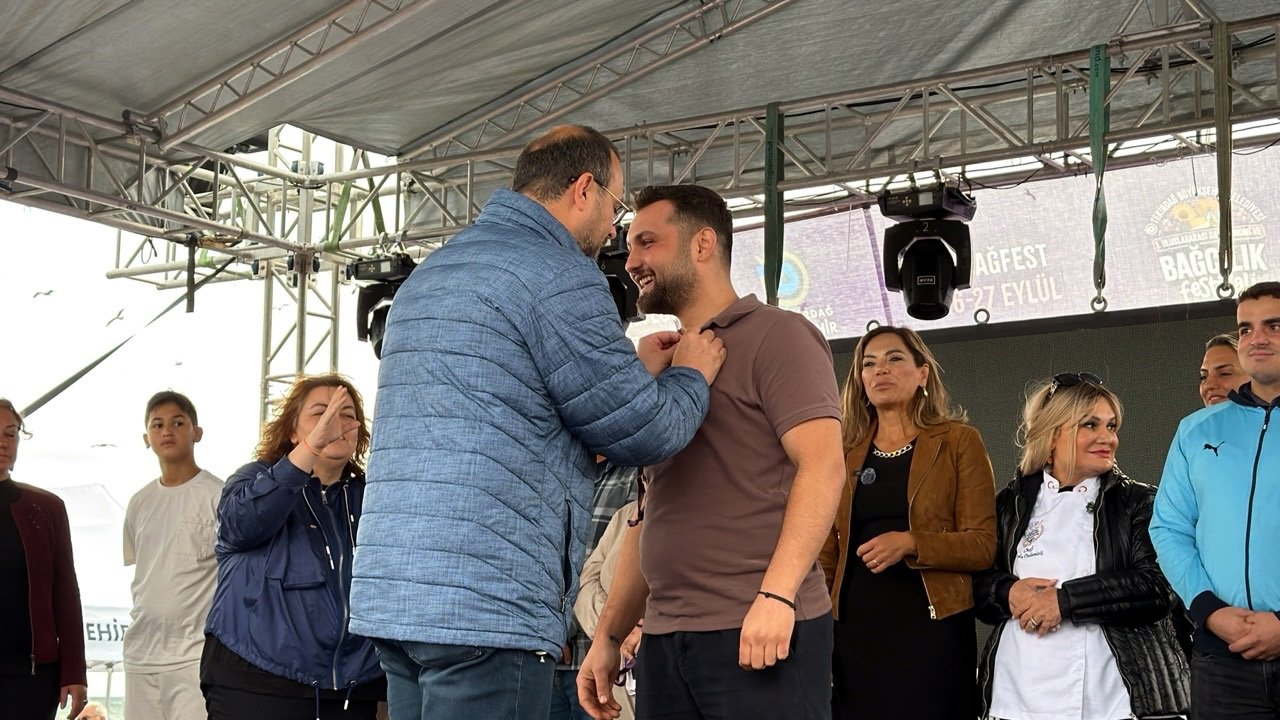 Tekirdağ köfte yeme yarışması ödül töreni