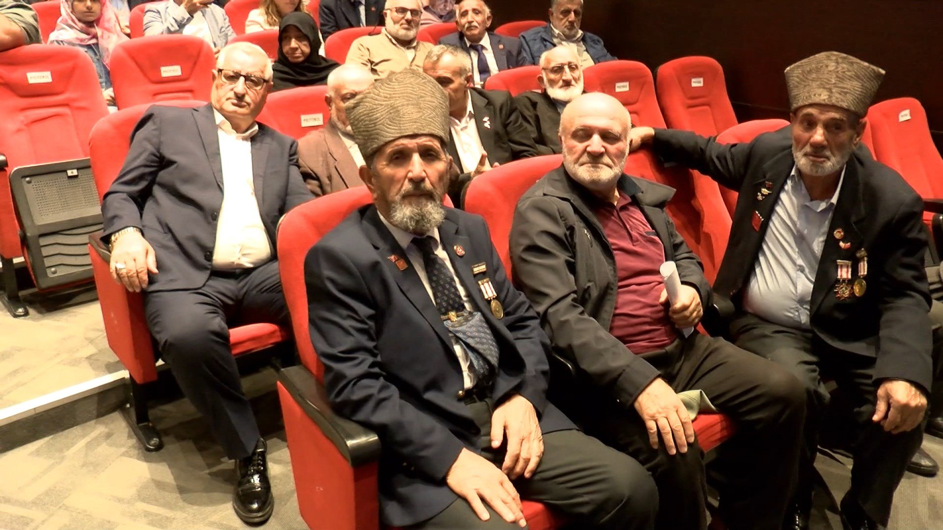Adalet Bakanı Akın Gürlek, Sultanbeyli AK Parti ilçe teşkilatıyla bir araya geldi