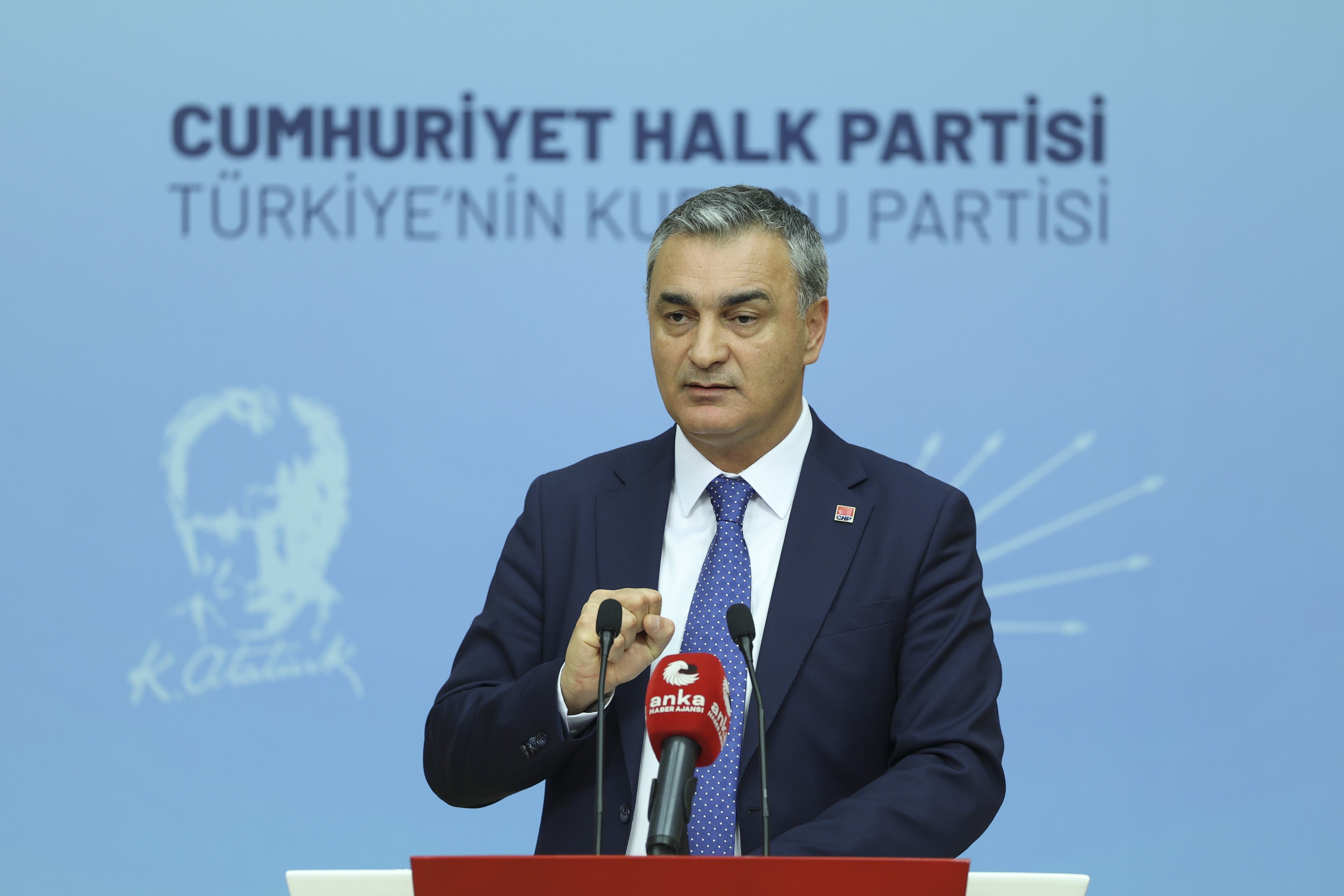 CHP Genel Başkan Yardımcısı ve Sözcüsü Müslim Sarı, MYK toplantısı sonrası açıklama yaptı