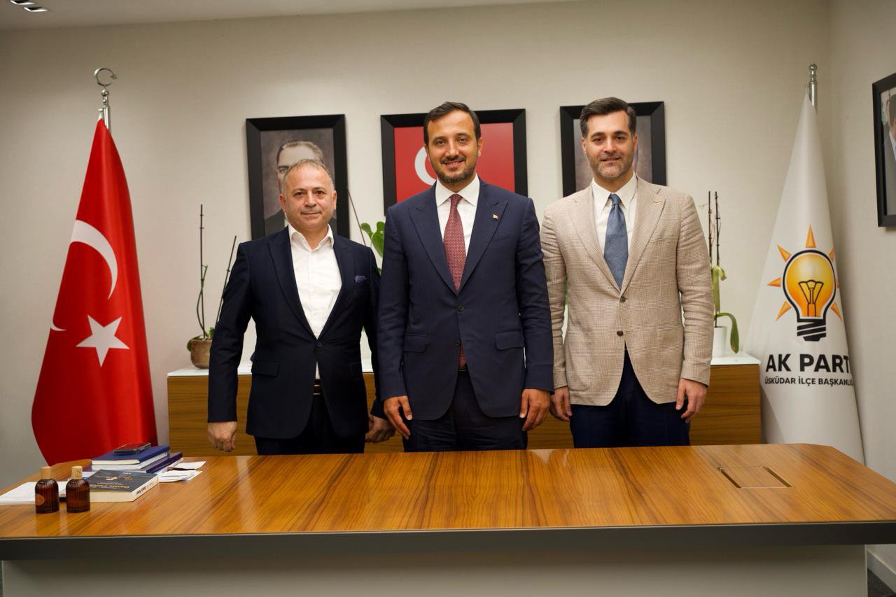 AK Partiye katılım töreni toplu fotoğraf
