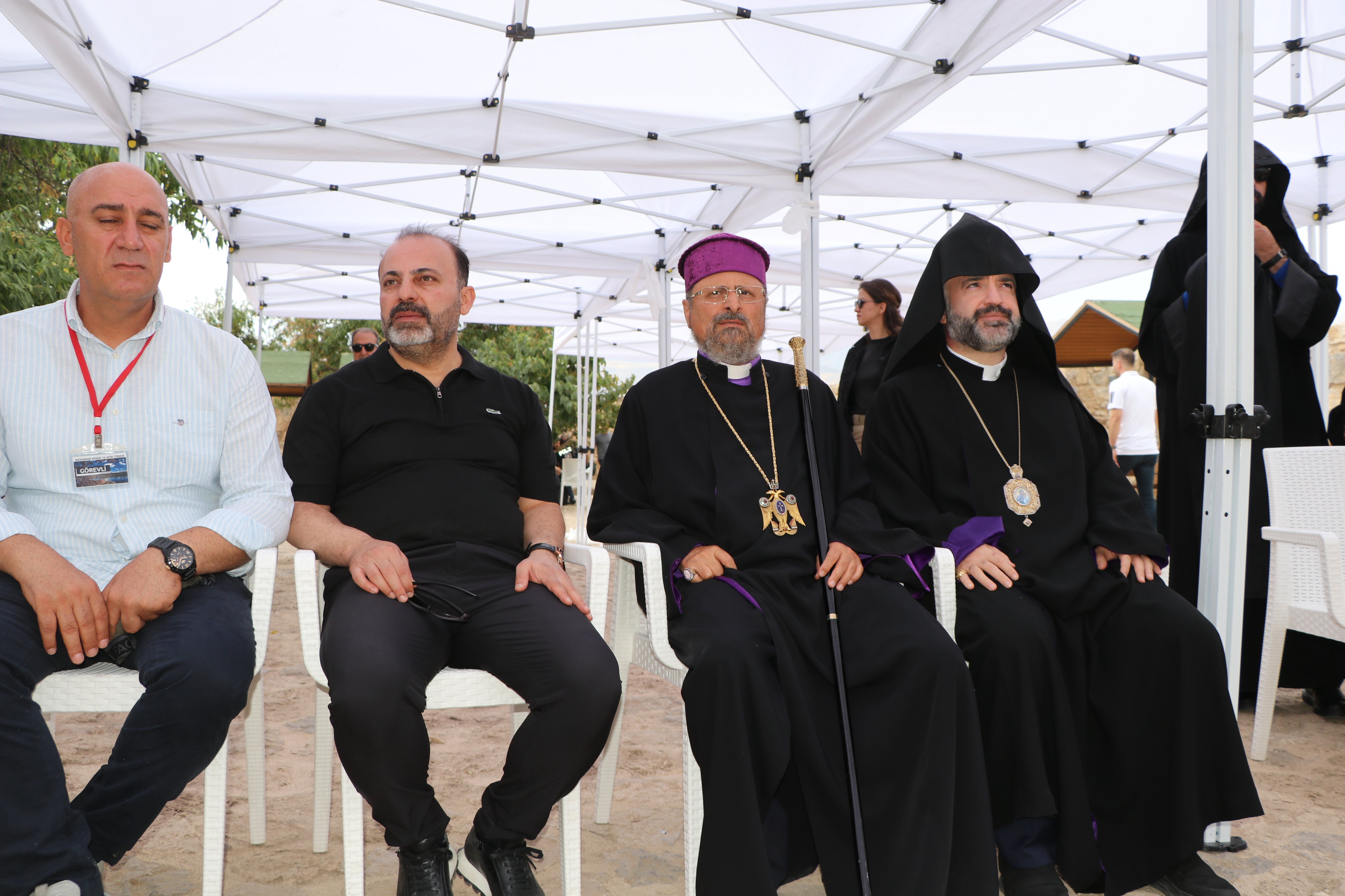 Akdamar Kilisesi