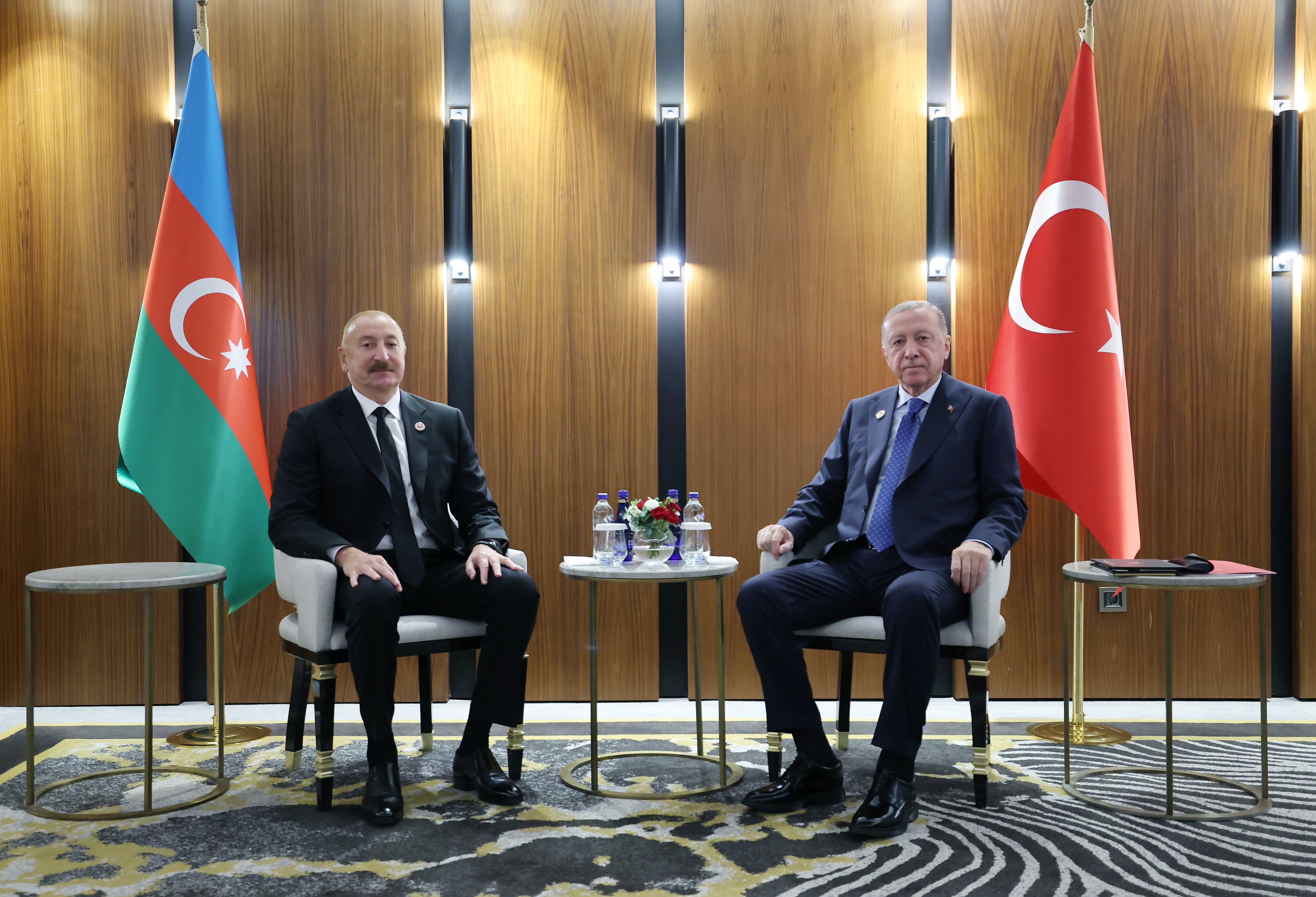 Cumhurbaşkanı Erdoğan ve Azerbaycan Cumhurbaşkanı Aliyev görüşmesi