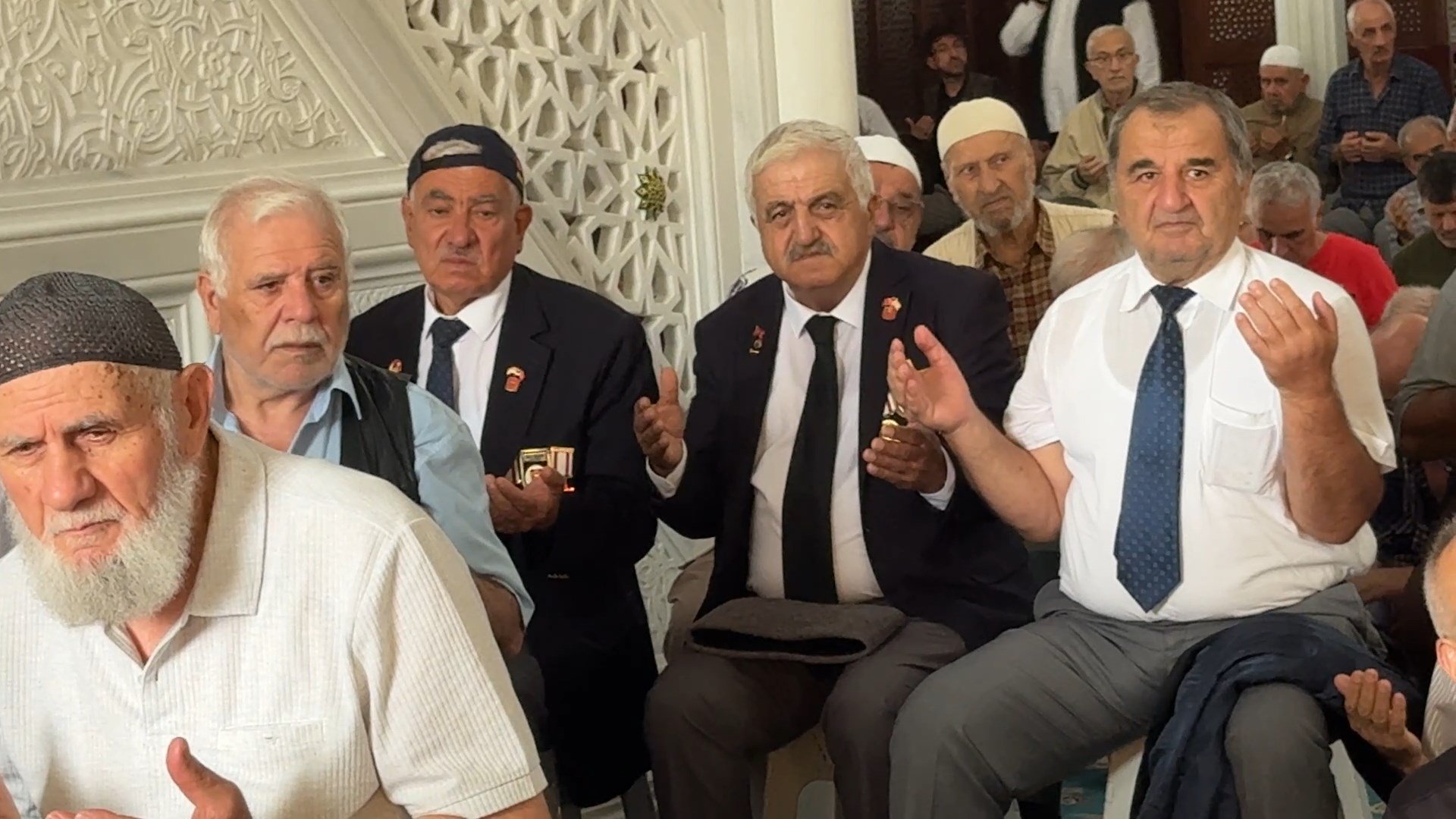 Gaziler Günü yürüyüşüne katılanlar