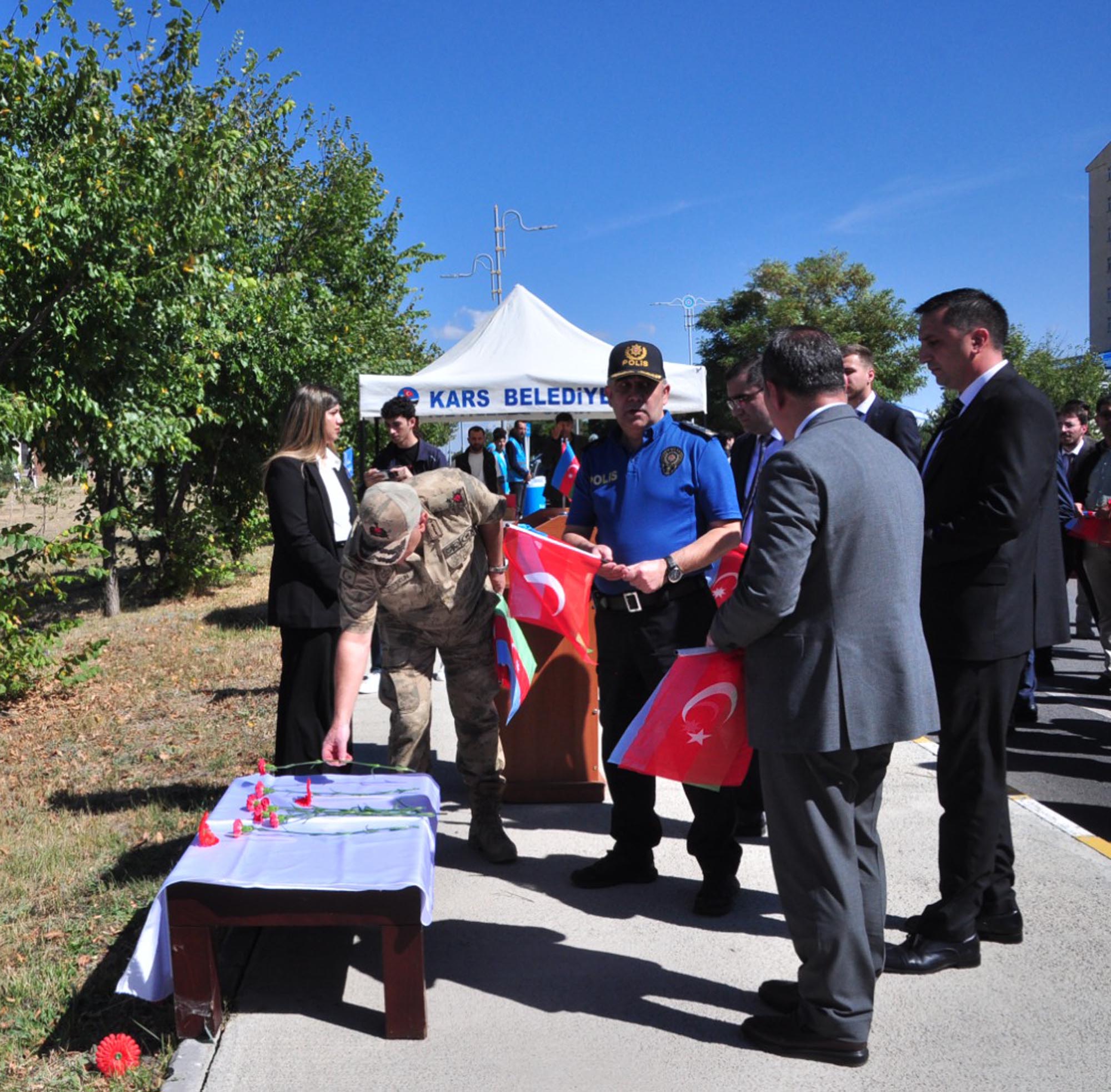 Törene katılan protokol üyeleri