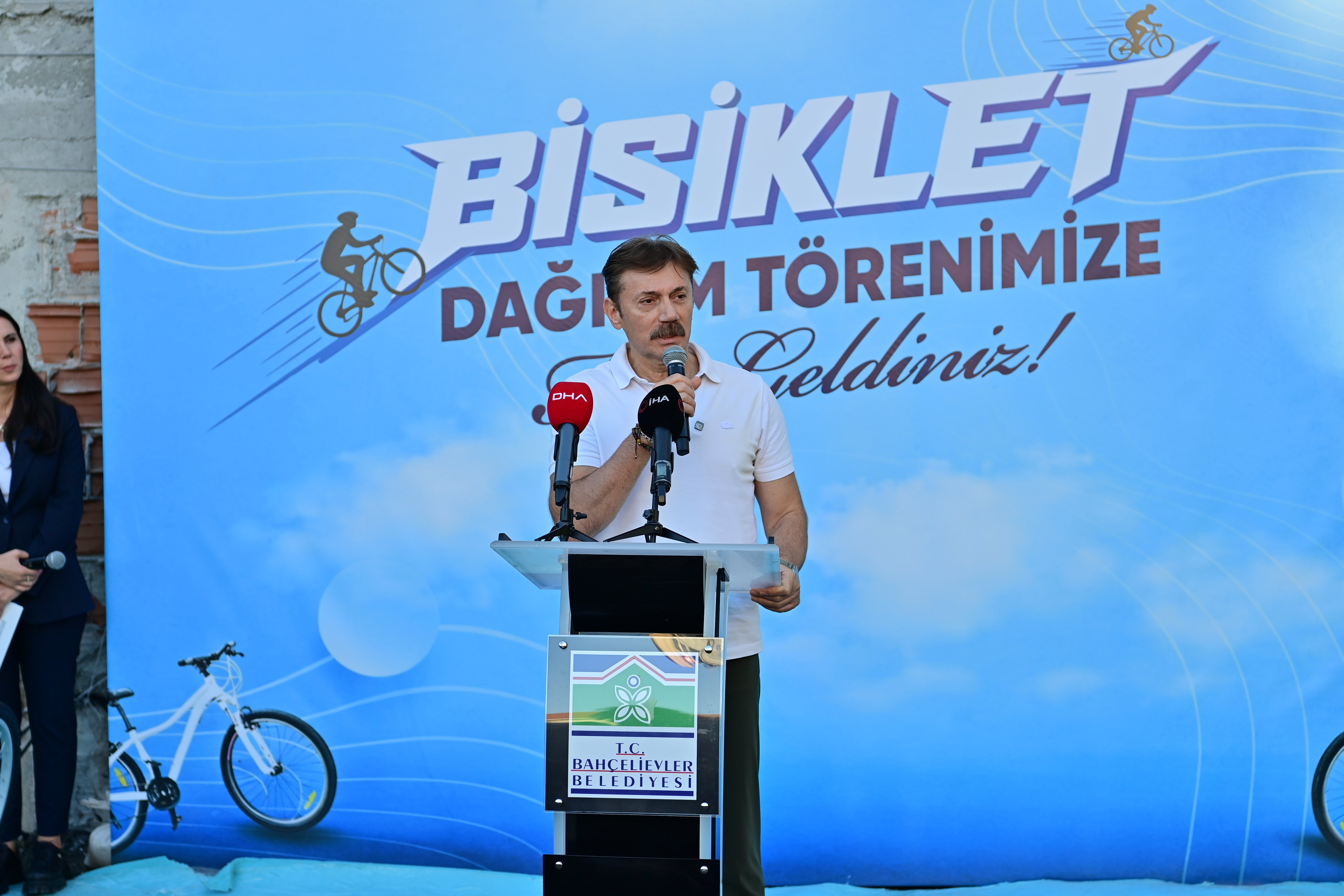 Bahçelievler bisiklet dağıtımı çocuklar