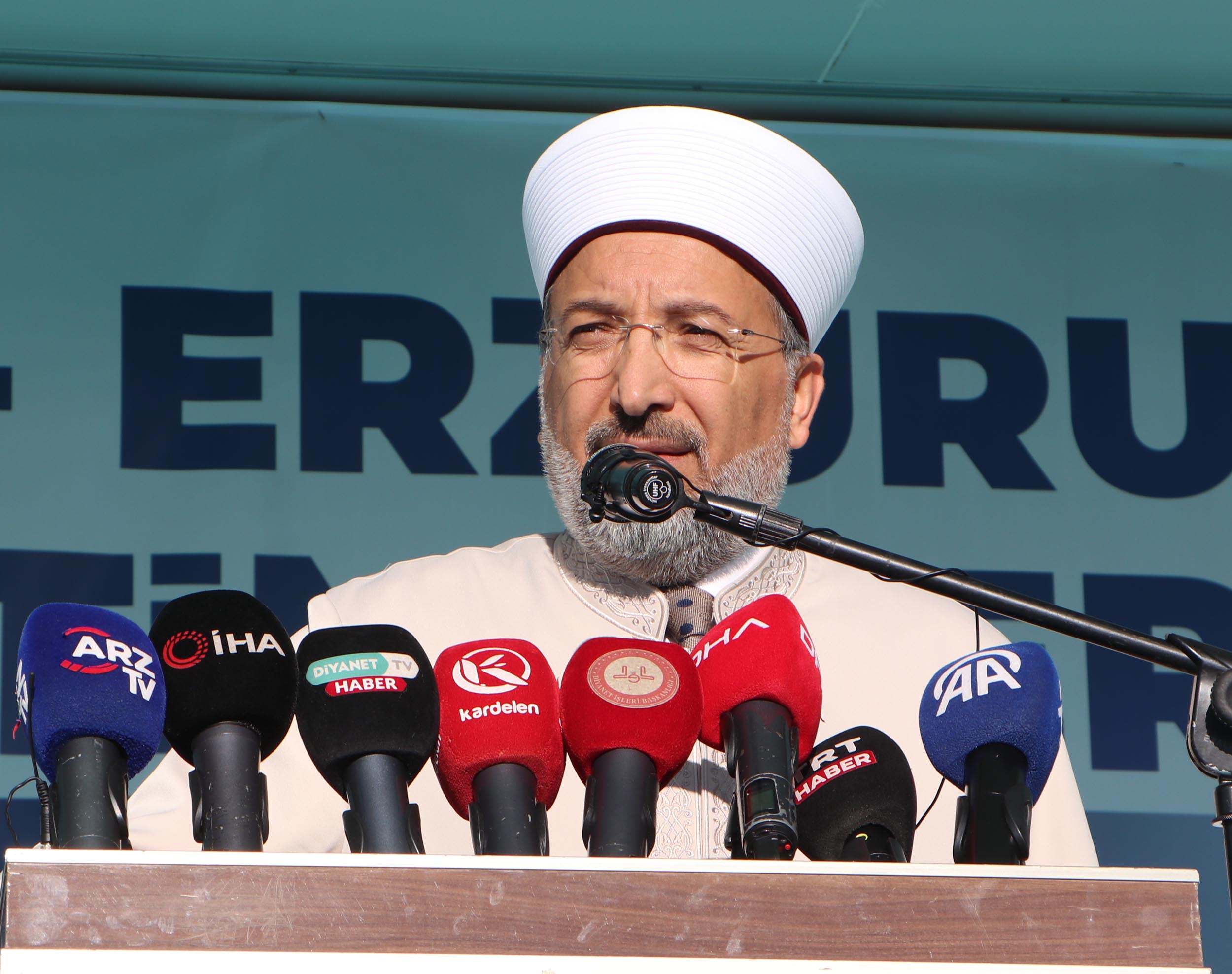 Diyanet İşleri Başkanı Arpaguş, Kur