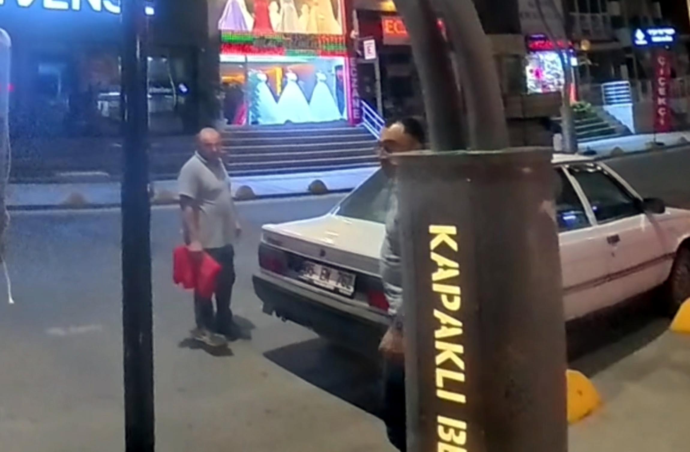 Motokurye Tuğba Ertunç kask kamerası