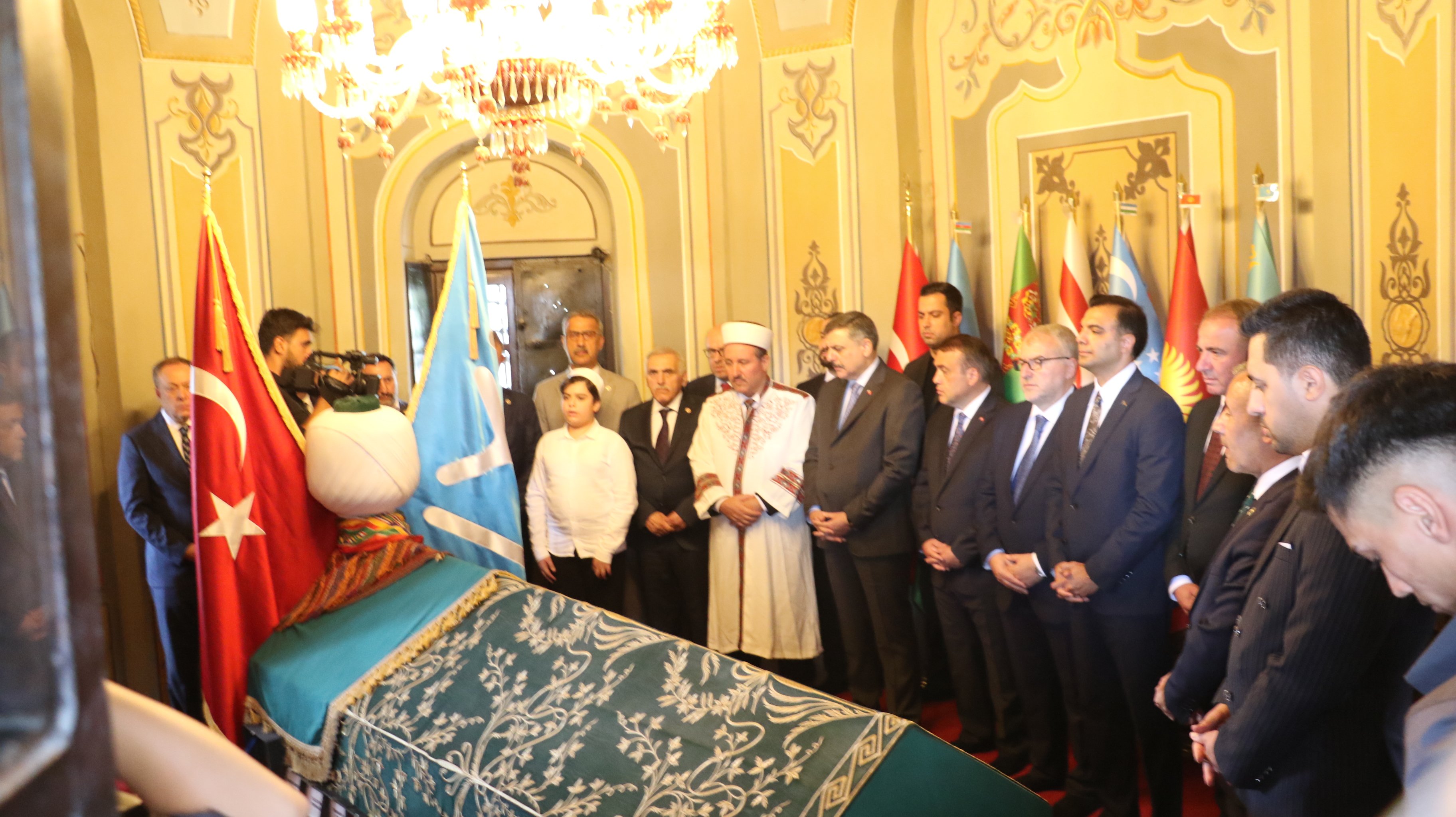 İçişleri Bakanı Mustafa Çiftçi Ertuğrul Gazi Türbesi ziyareti