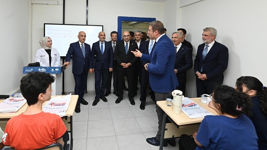 Pusula Maraş Eğitim Merkezi derslikleri