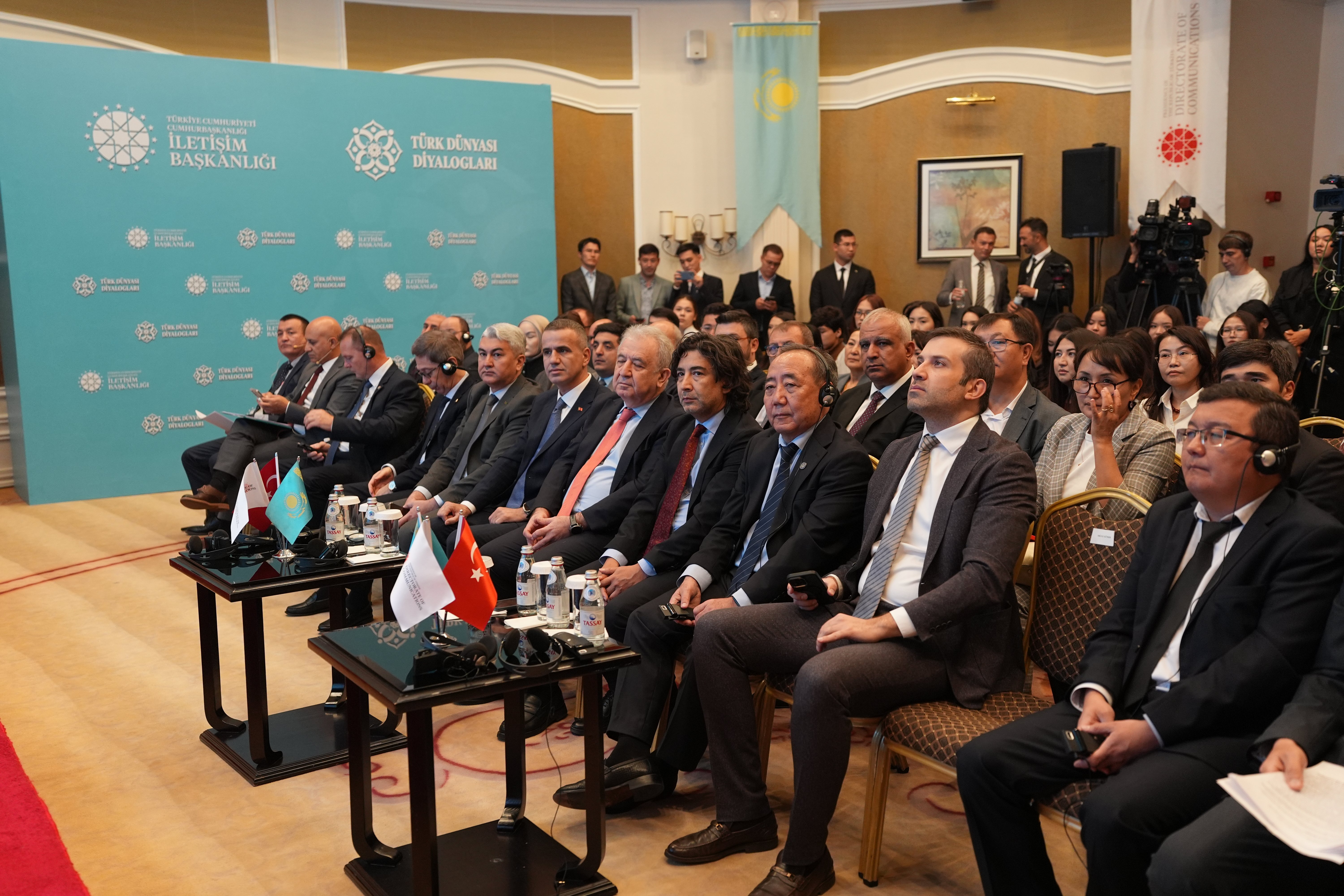 Türk Dünyası Diyalogları paneli Astana