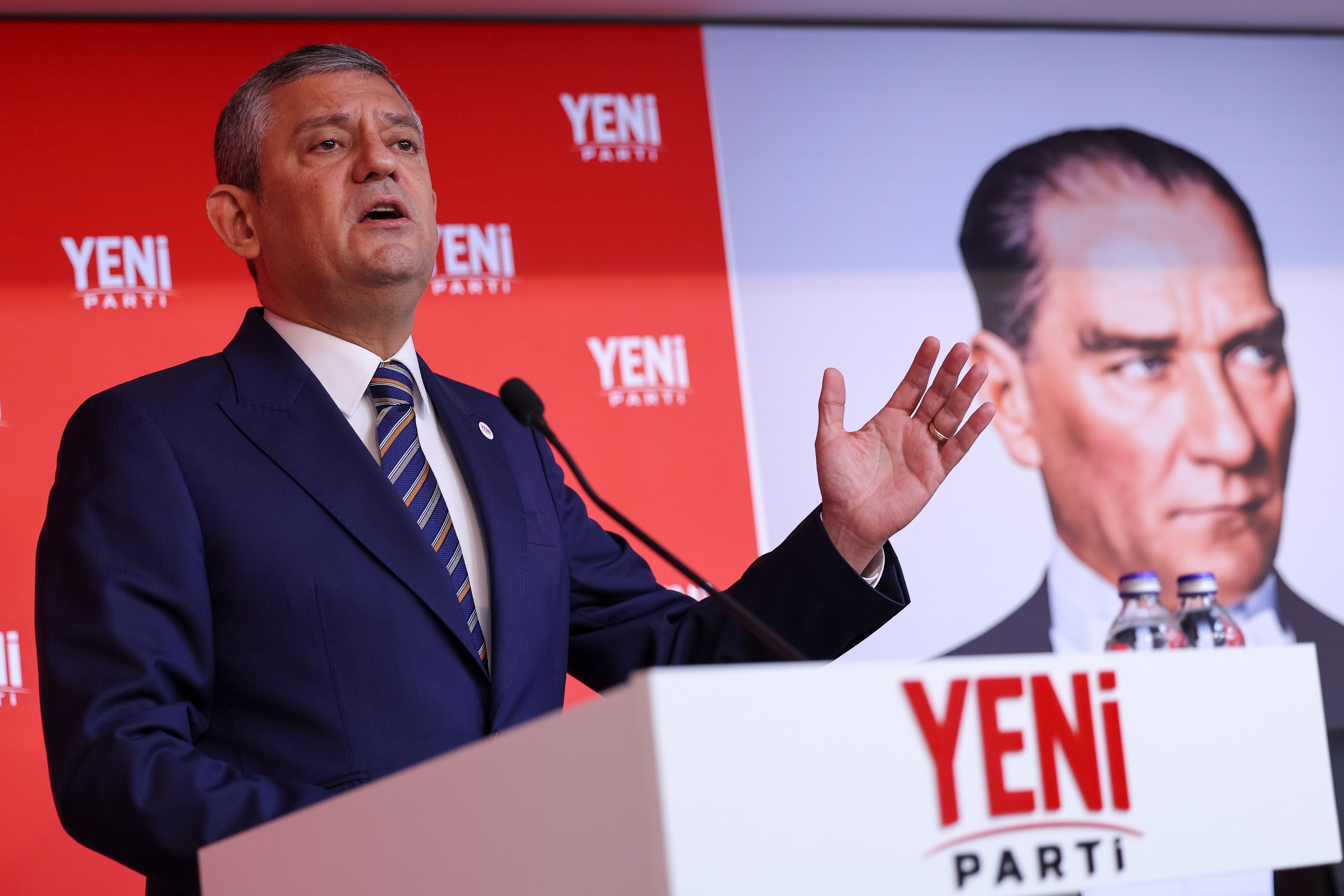 Özgür Özel Milletvekili Çalışma Toplantısı