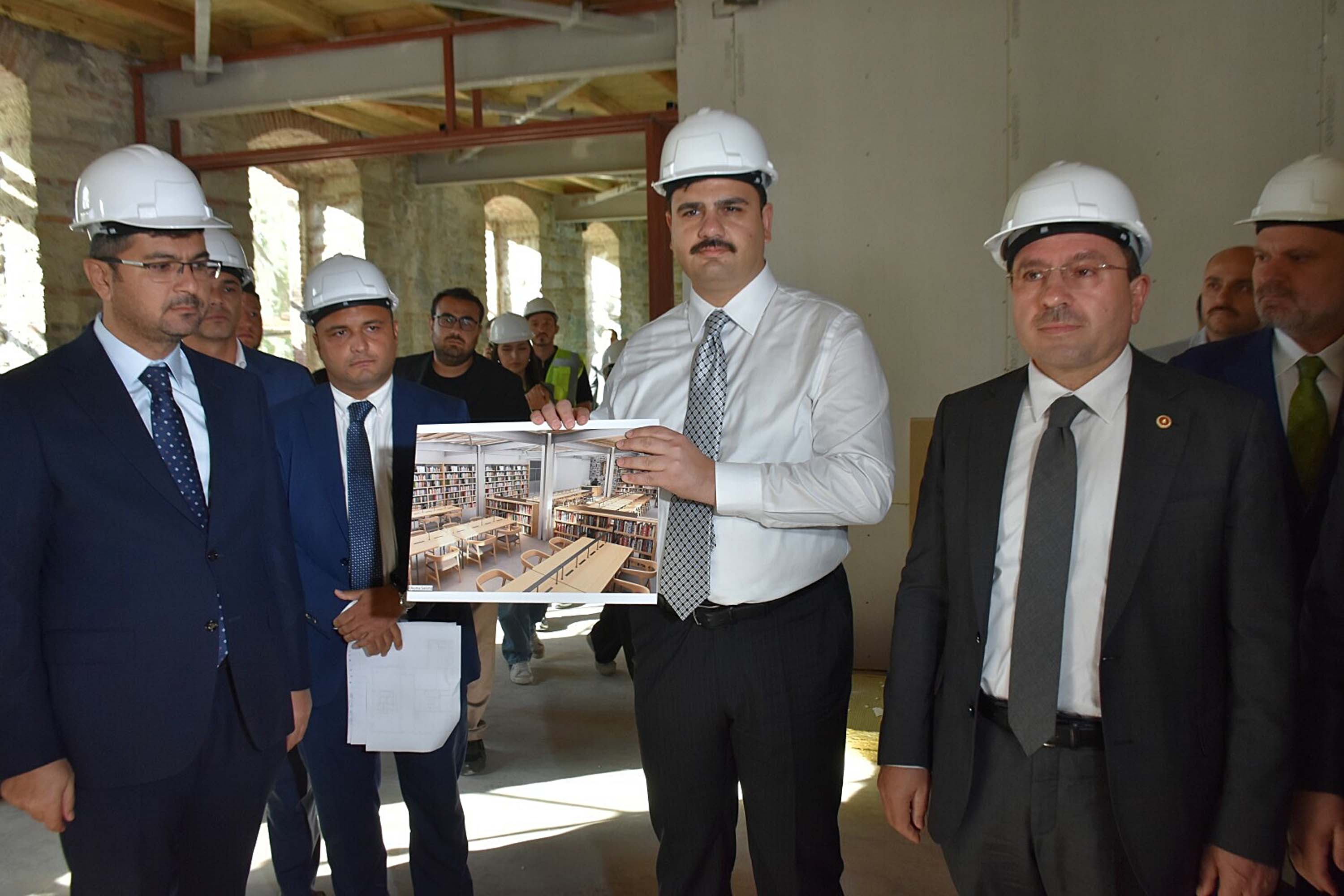 Eyyüp Kadir İnan restorasyon alanında basın açıklaması
