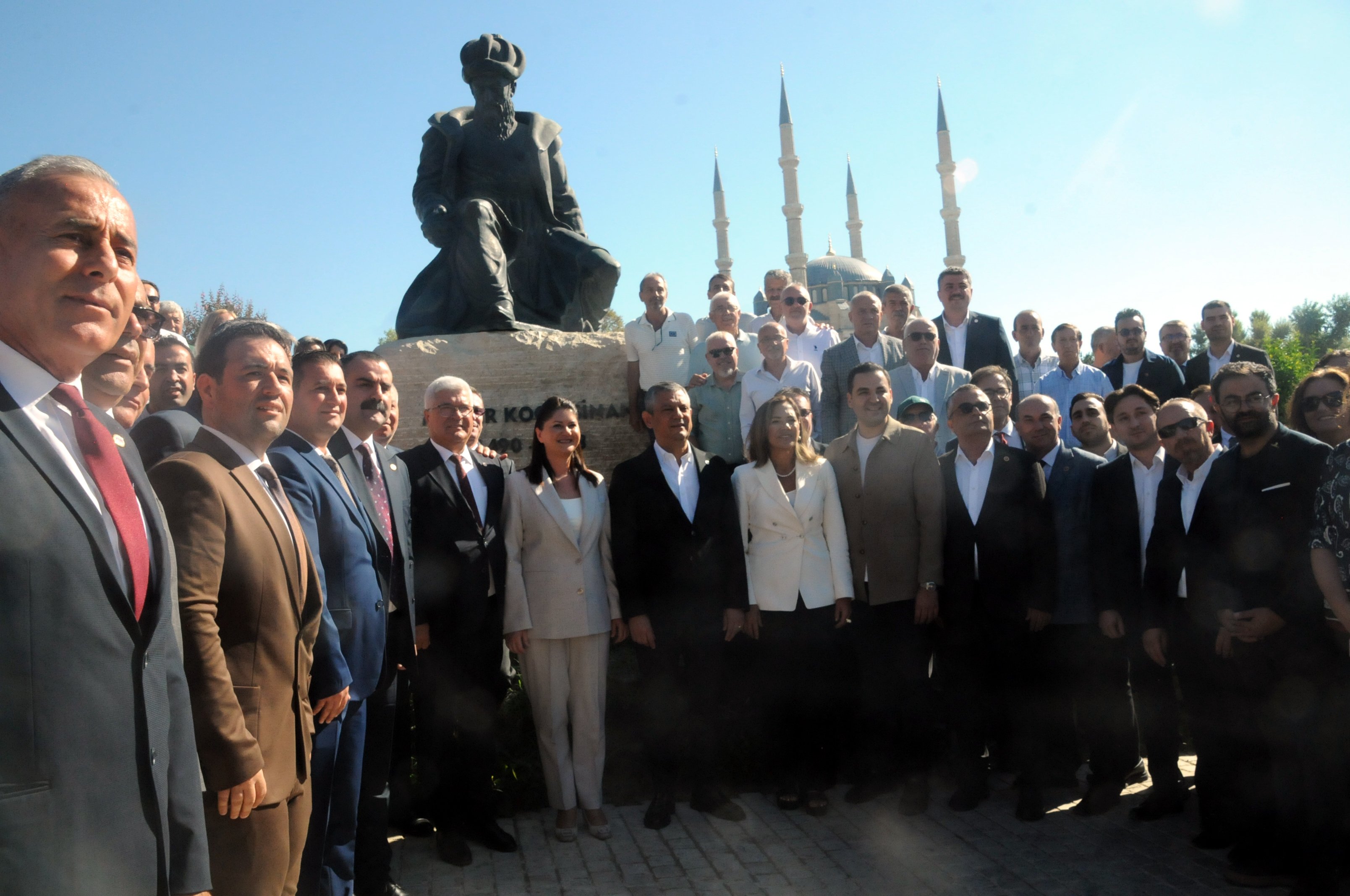 Özgür Özel ziyaretleri