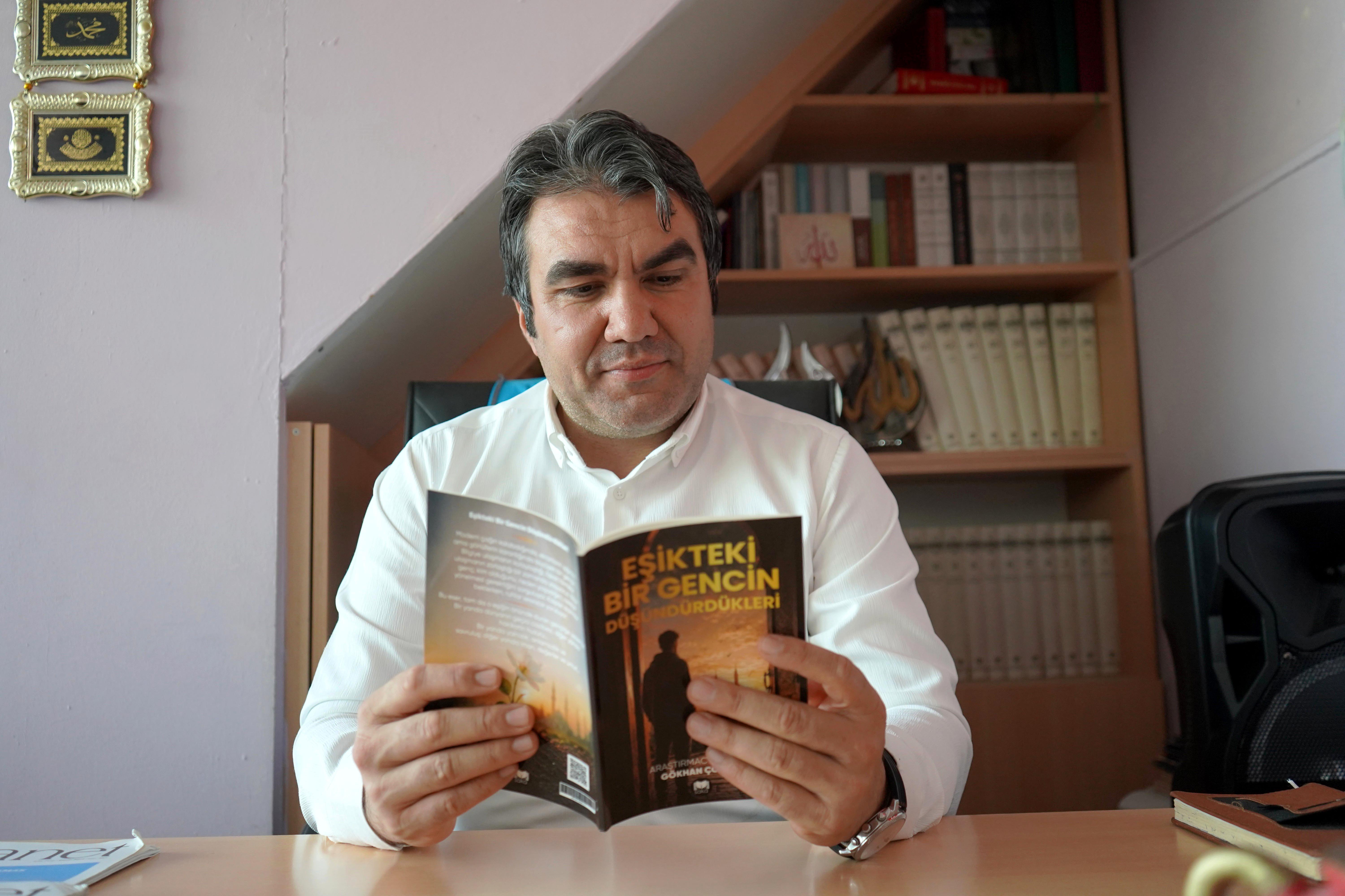 Gökhan Çoban kitabıyla
