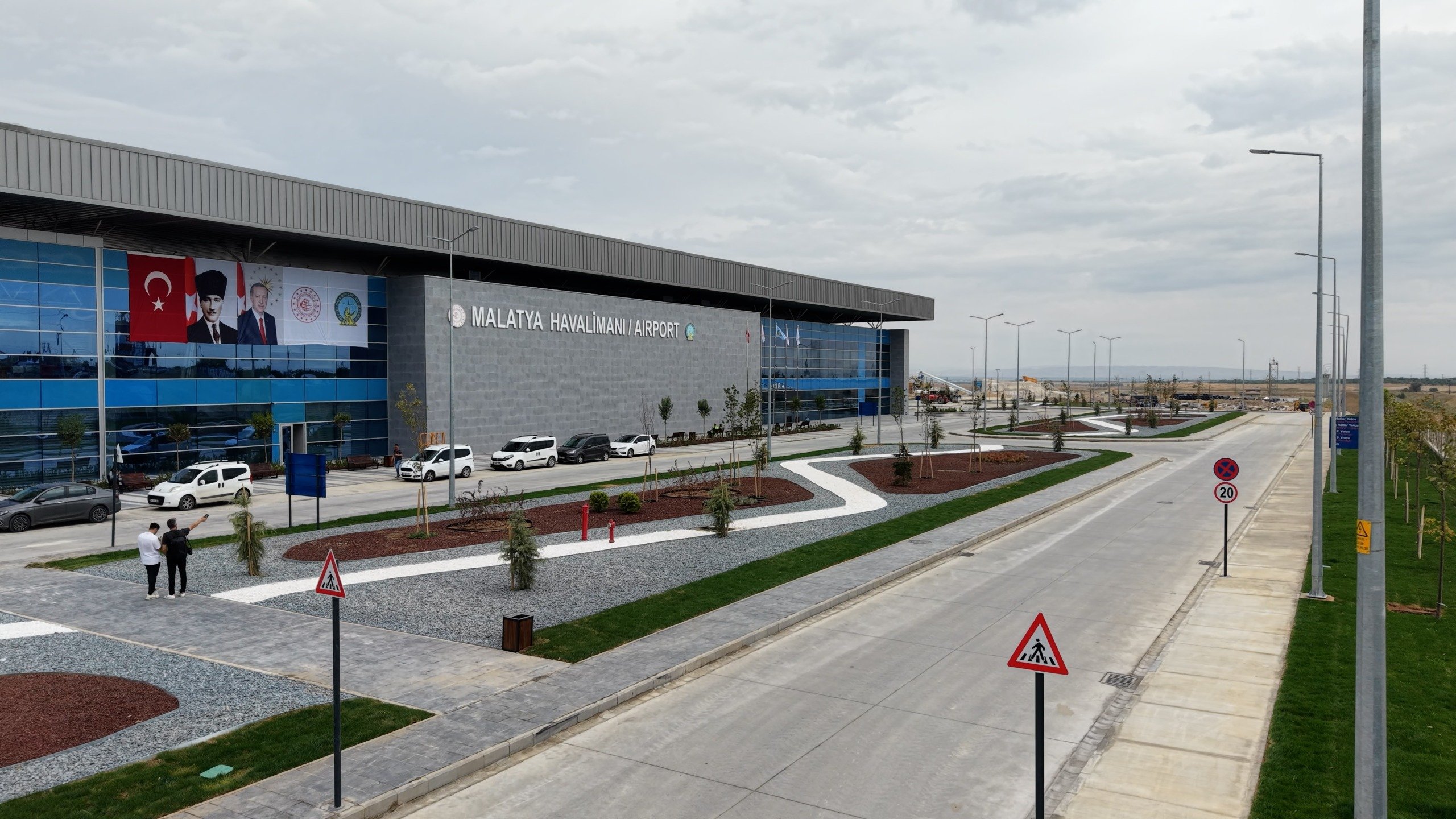 Malatya Havalimanı yeni terminal binası iç görünüm