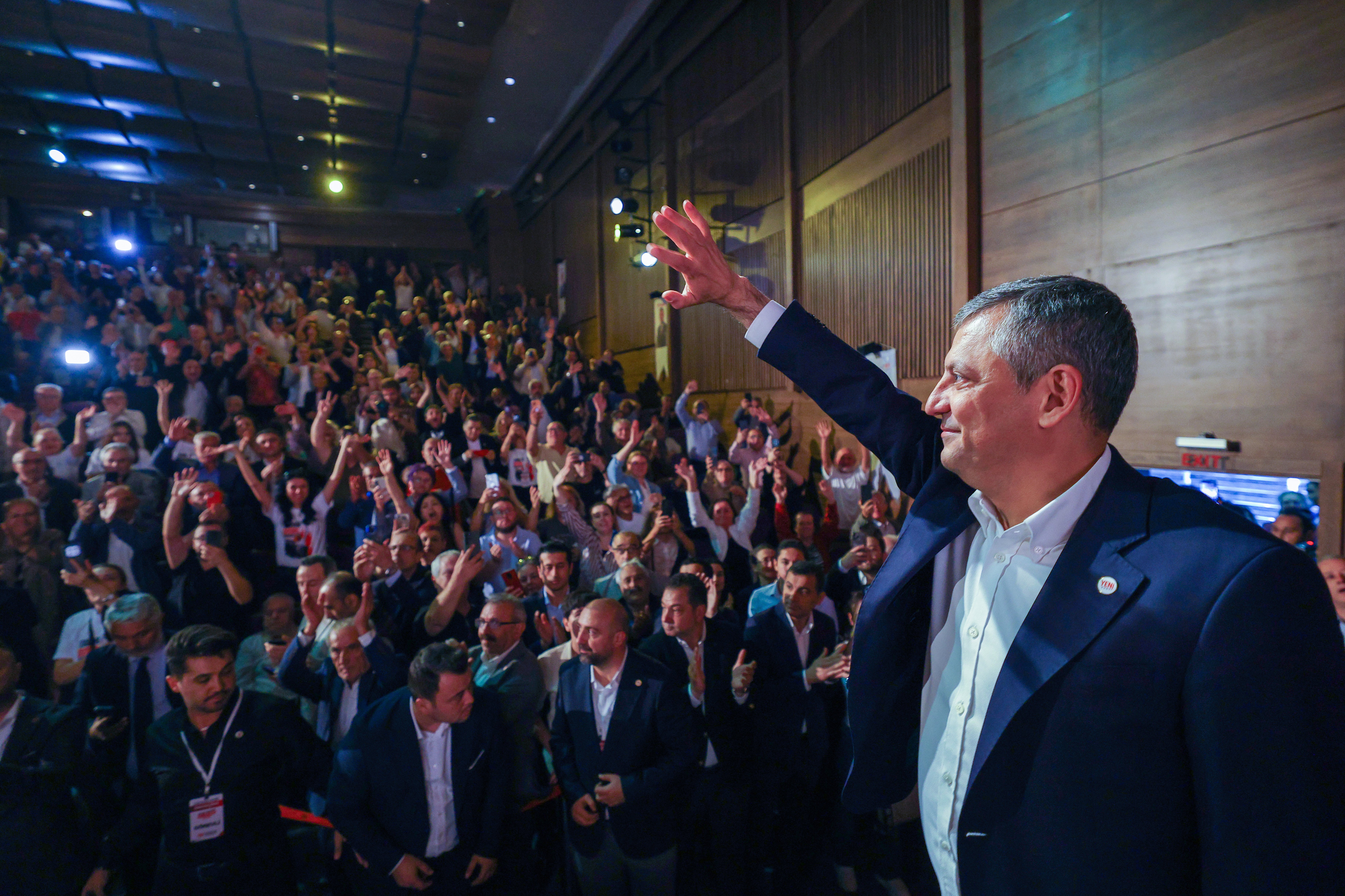 Özgür Özel Yeni Parti Küçükçekmece İlçe Başkanlığı ön seçimi