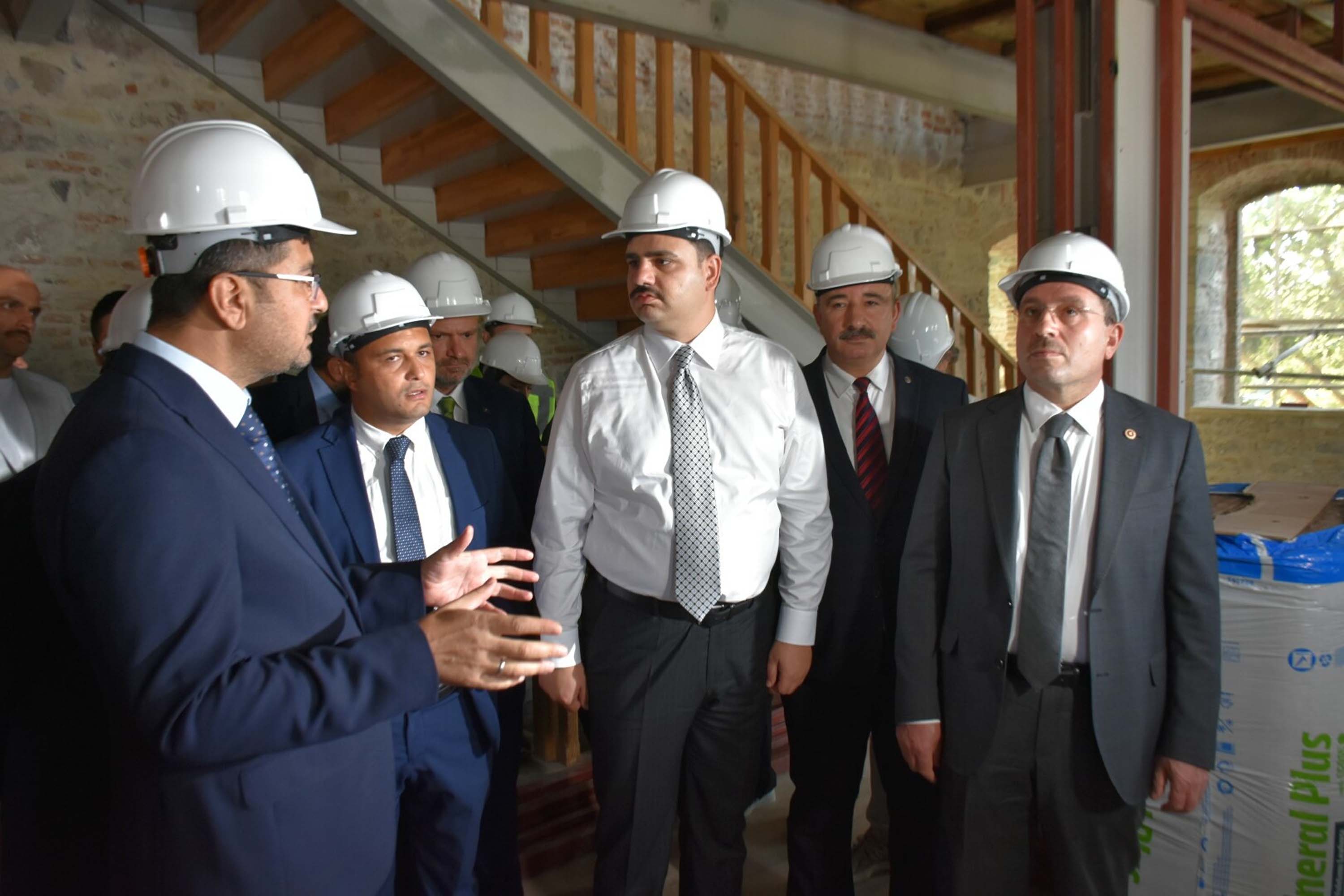 Tarihi Un Fabrikası kütüphane projesi inceleme