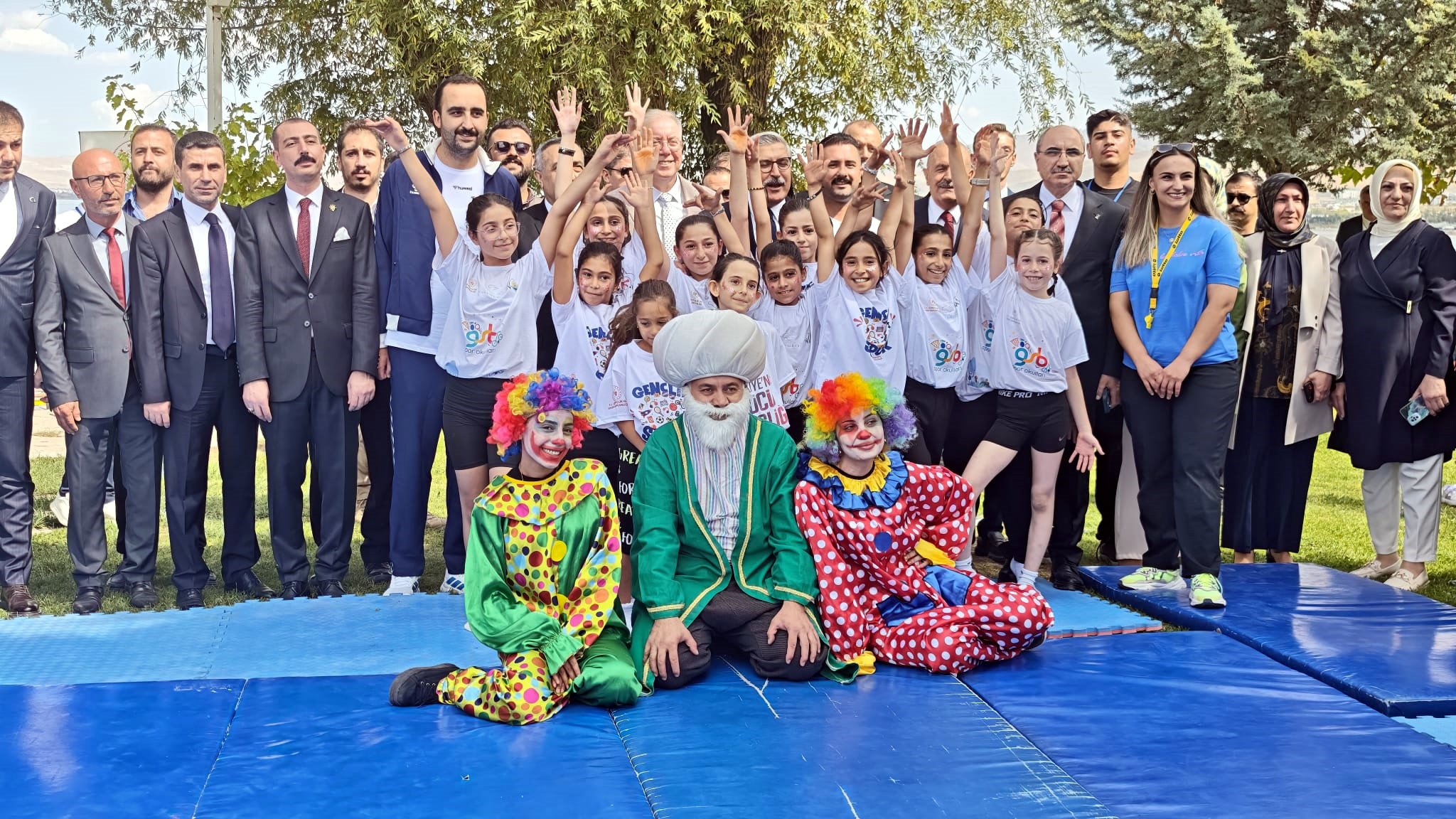 Hüseyin Yayman basın mensuplarına açıklamalarda bulundu