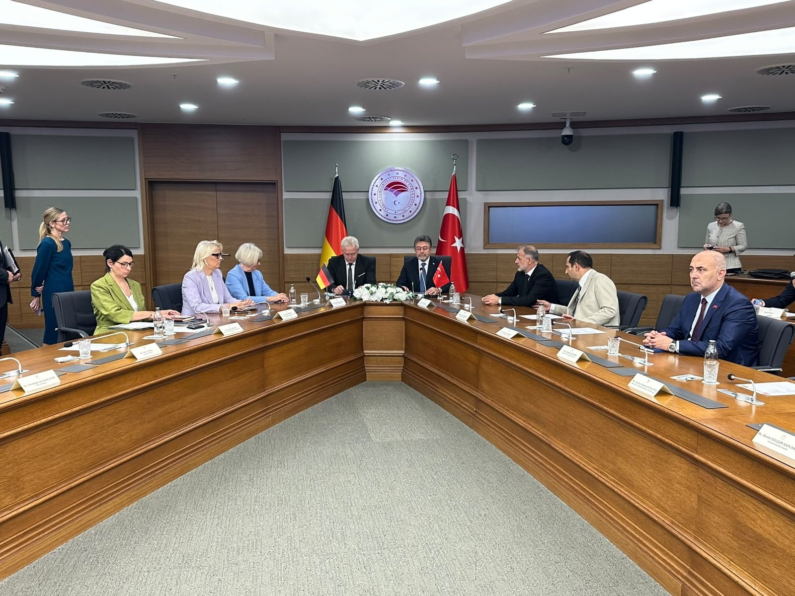 Tarım ve Orman Bakanı İbrahim Yumaklı, Almanya ile tarımsal ticaret hacmini 5 milyar dolara çıkarmayı hedeflediklerini belirtti