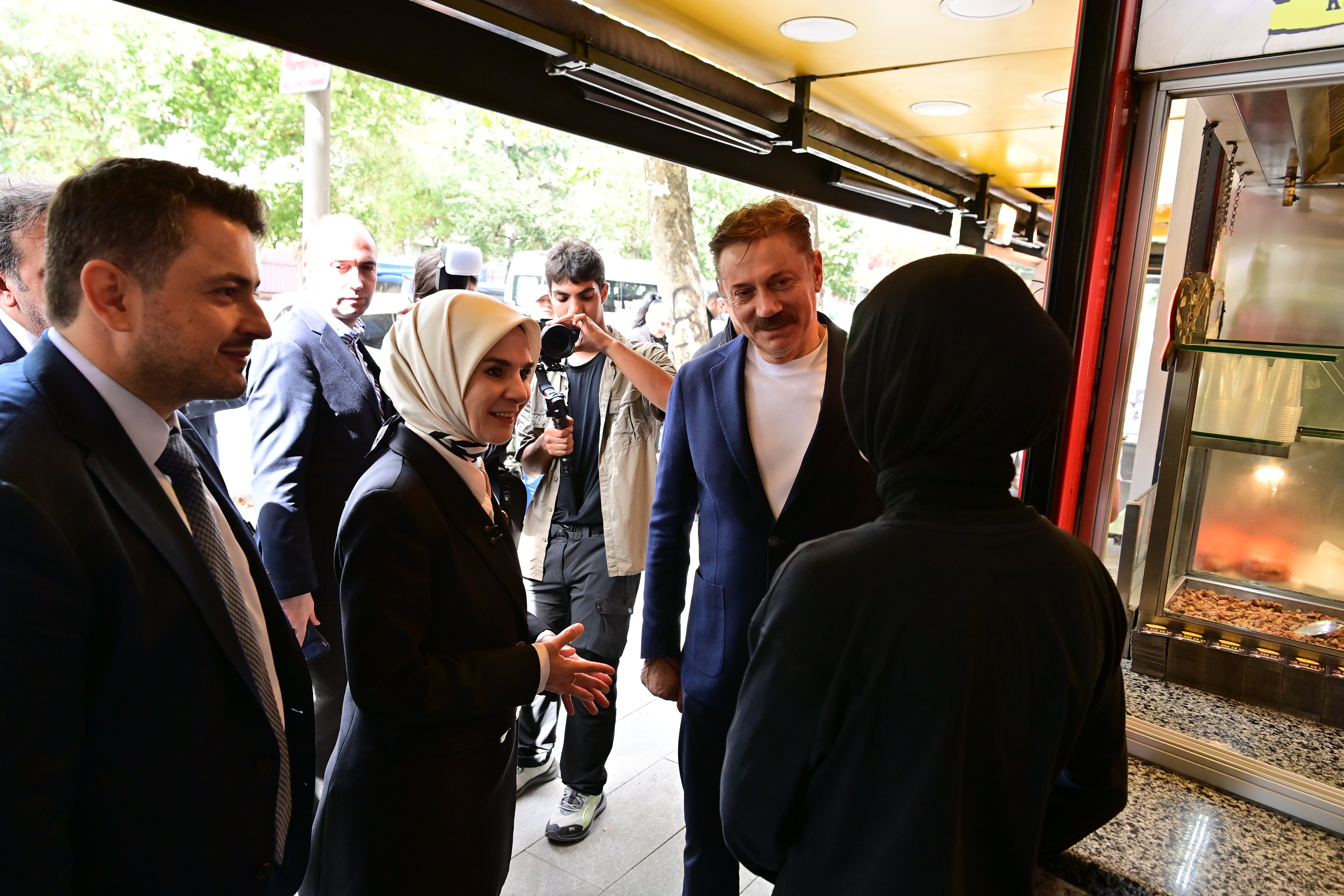 Bakan Göktaş genç çiftlerle buluşma
