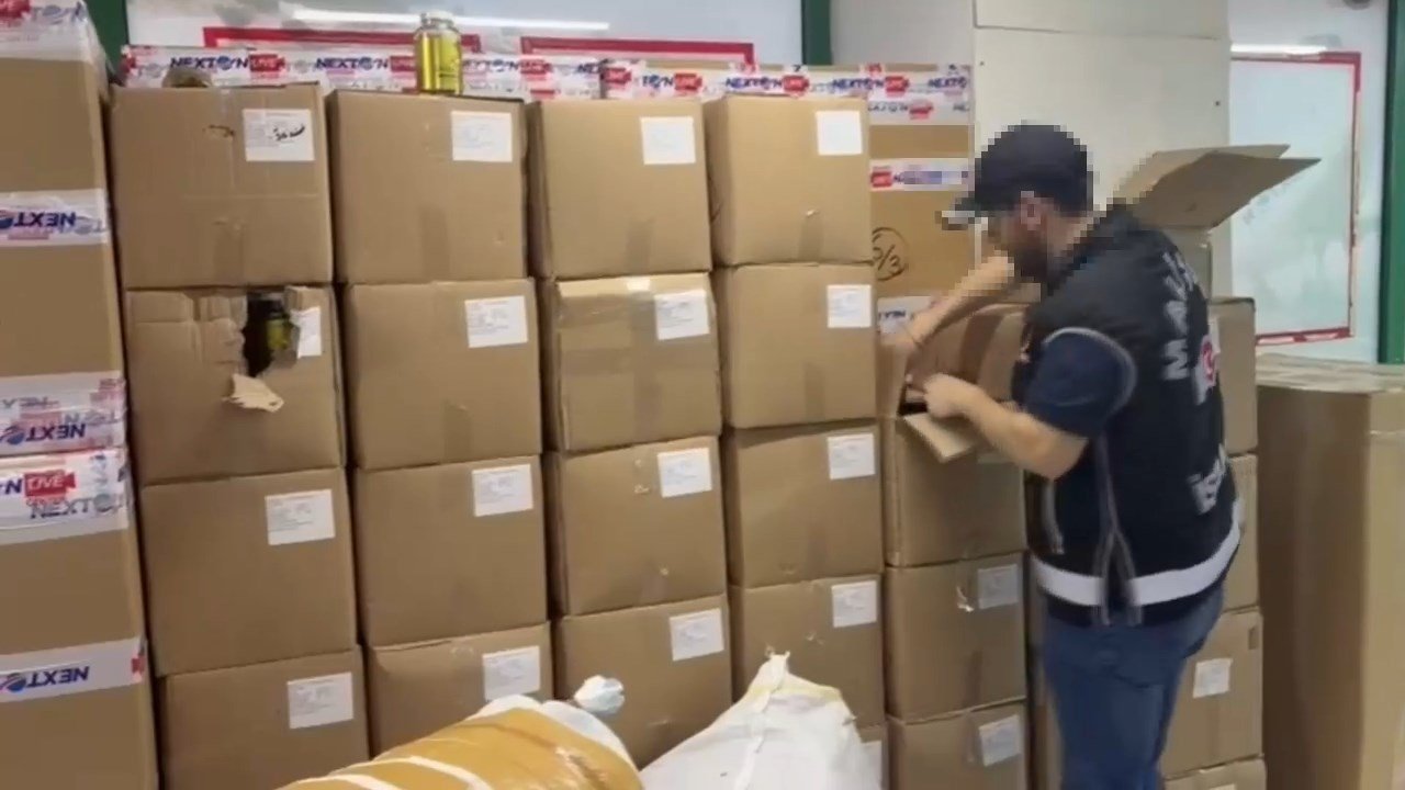Operasyonda ele geçirilen sahte ürünlerin detayı