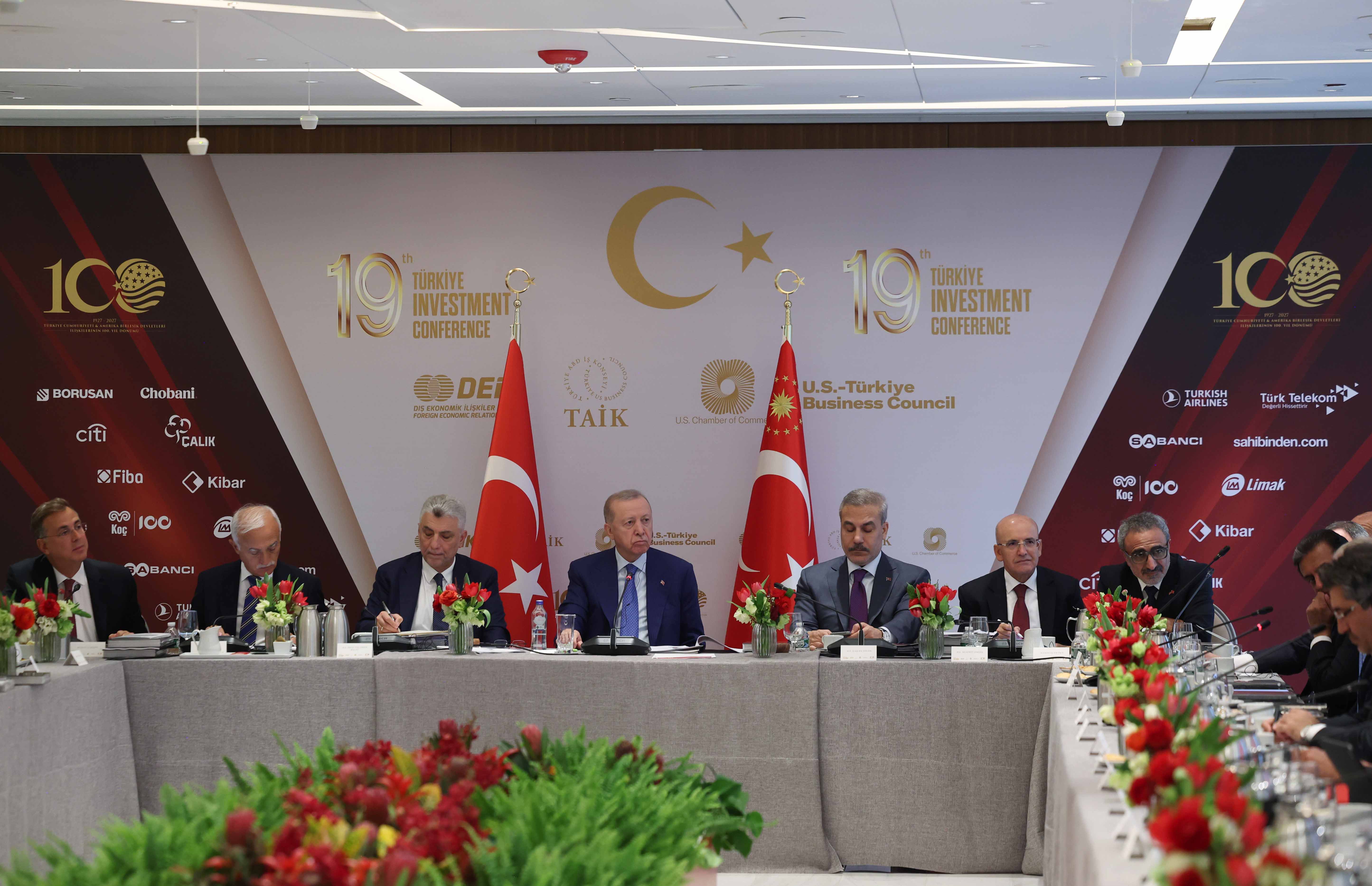 Erdoğan 100 milyar dolarlık ticaret hacmi hedefini açıkladı