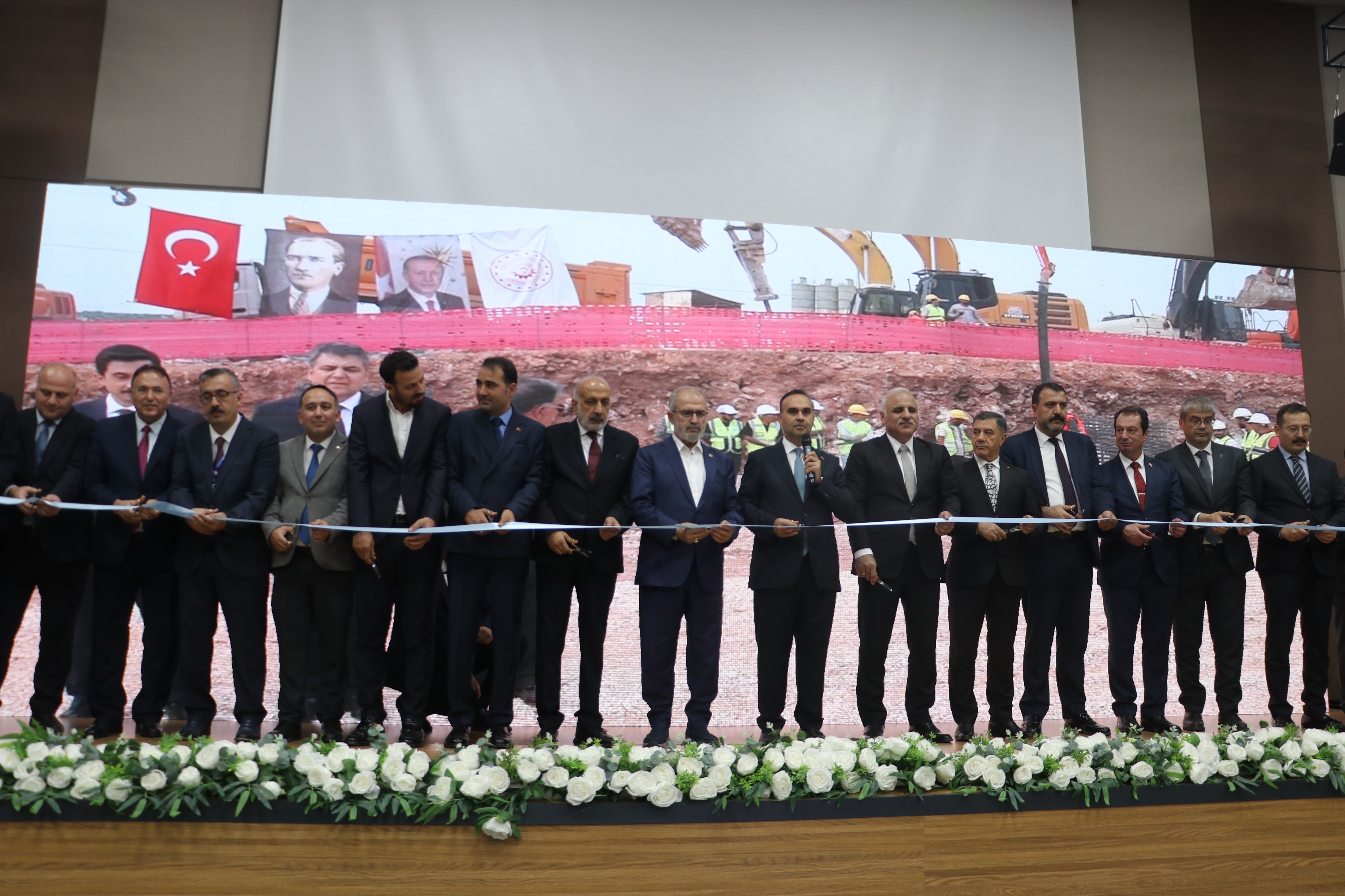 Bakan Kacır, TEKNOFEST ve Diyarbakır projeleri hakkında açıklamalarda bulundu