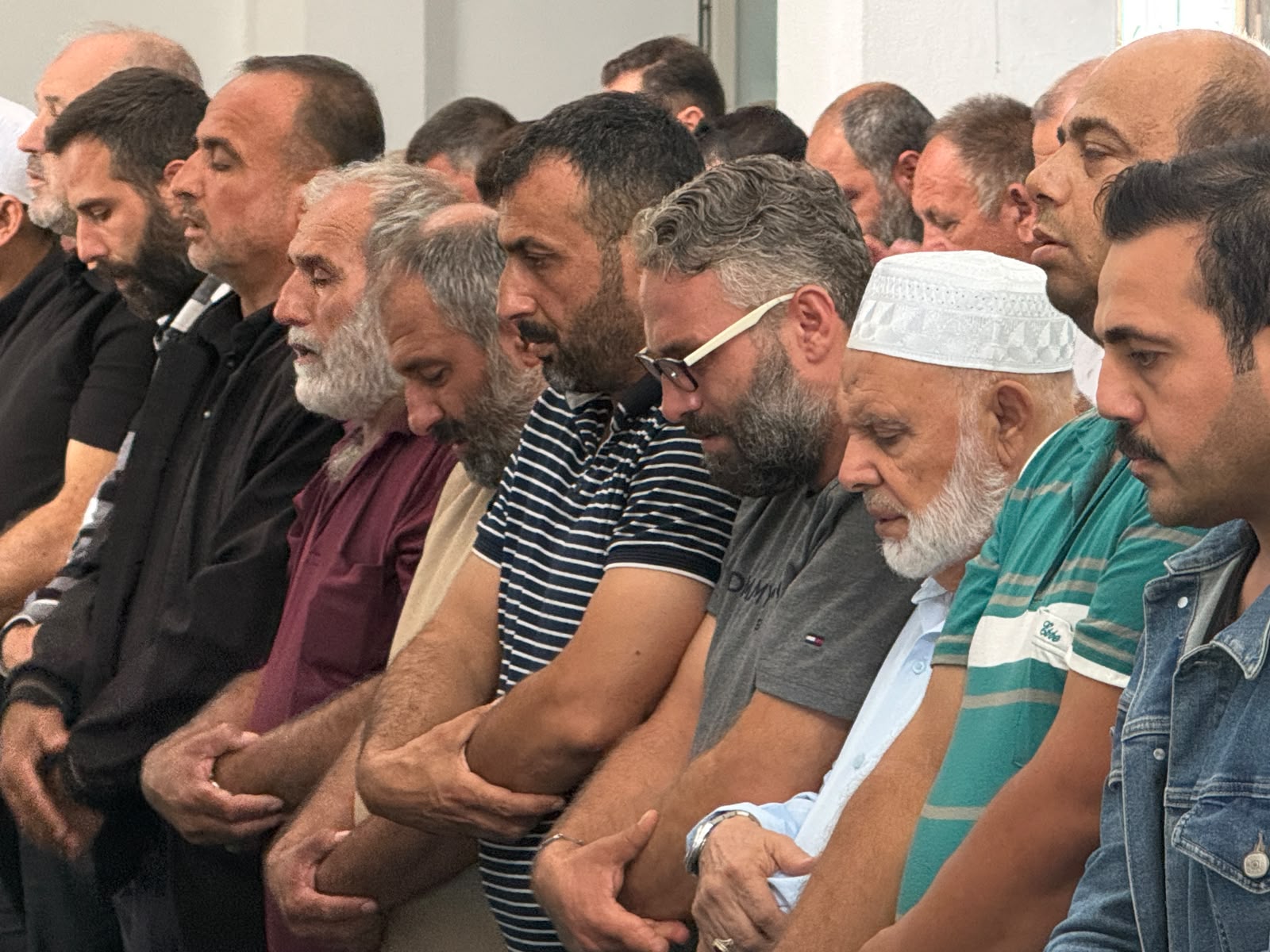 Demir kardeşler için kurulan taziye çadırı