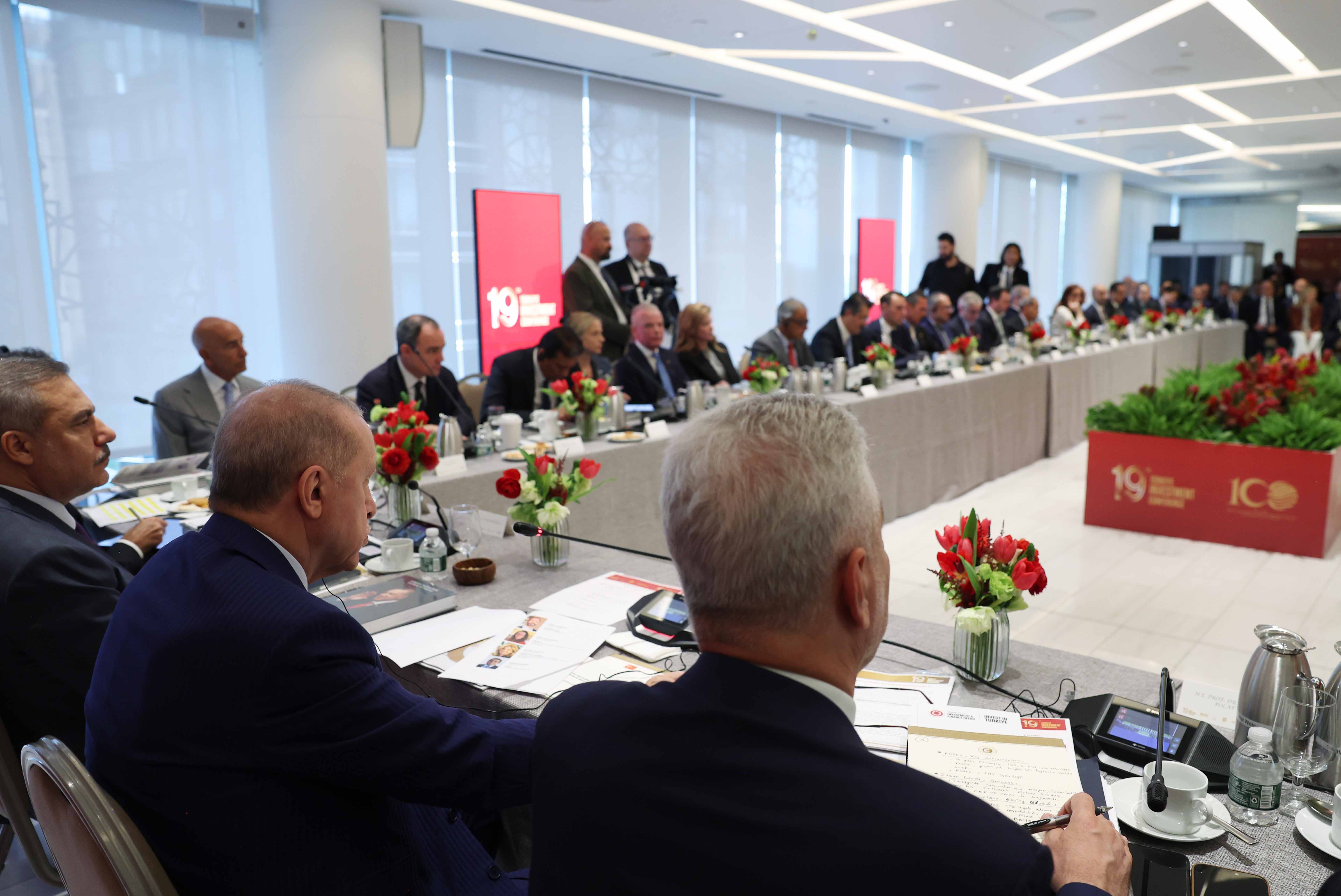 Cumhurbaşkanı Erdoğan iş insanlarına hitap etti