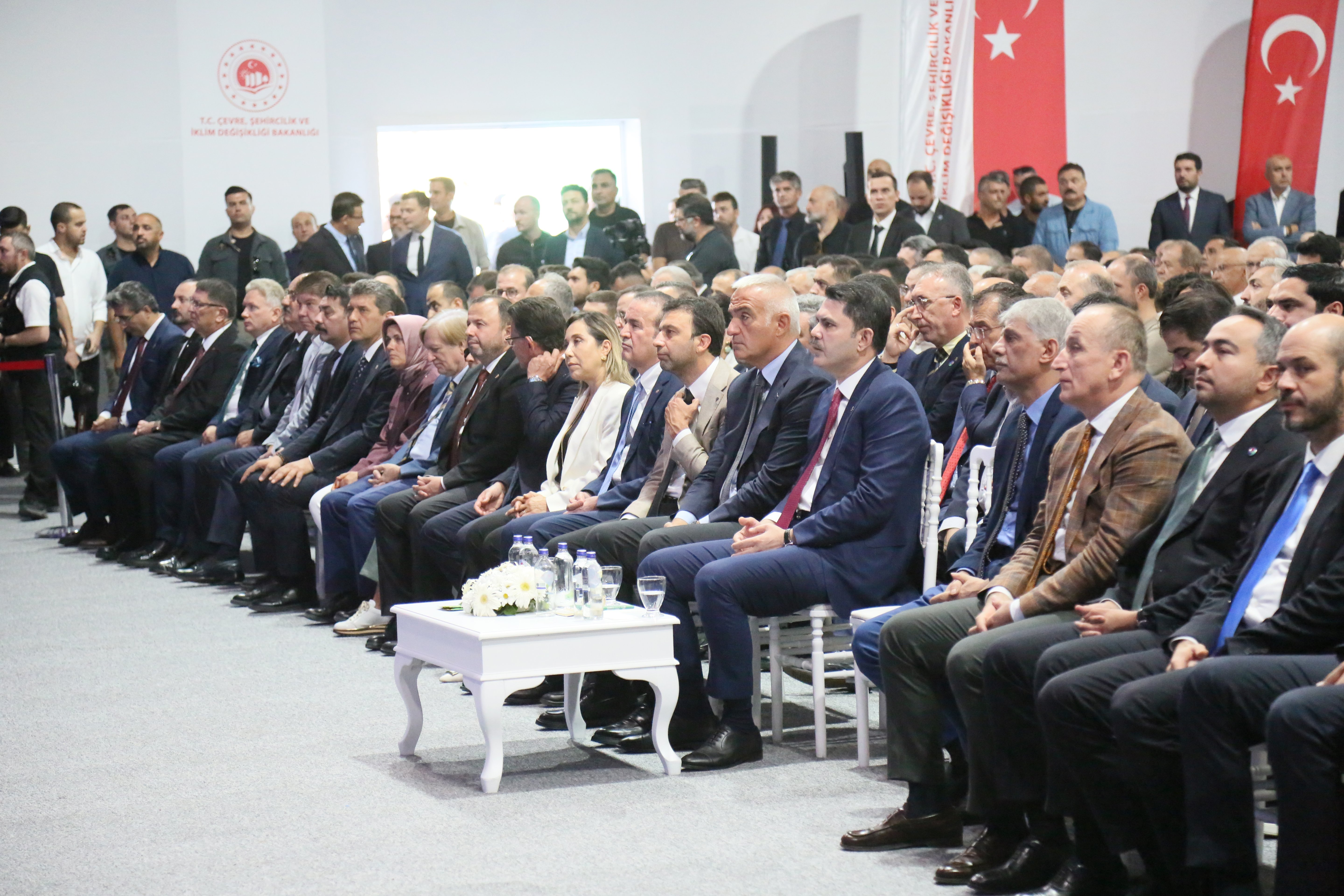 Mevlüt Çavuşoğlu COP31 açılışında konuşuyor