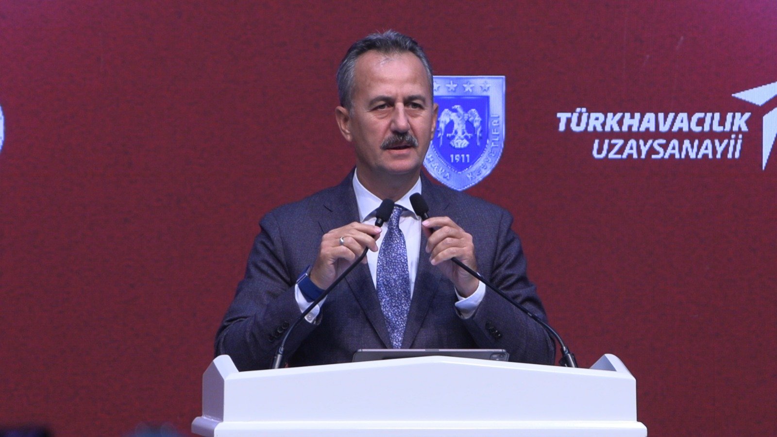 TUSAŞ Genel Müdürü Mehmet Demiroğlu HÜRKUŞ-2 teslimat töreninde