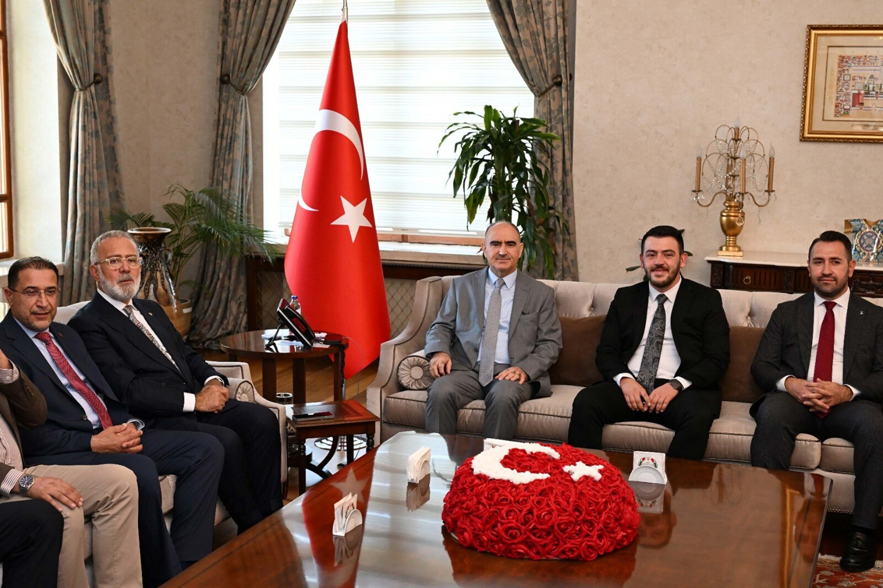 Bahadır Yenişehirlioğlu temel atma töreni