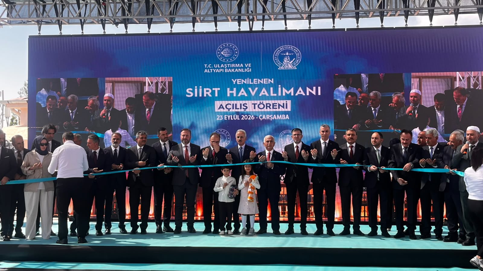 Ulaştırma ve Altyapı Bakanı Abdulkadir Uraloğlu, Siirt programı kapsamında incelemelerde bulundu.