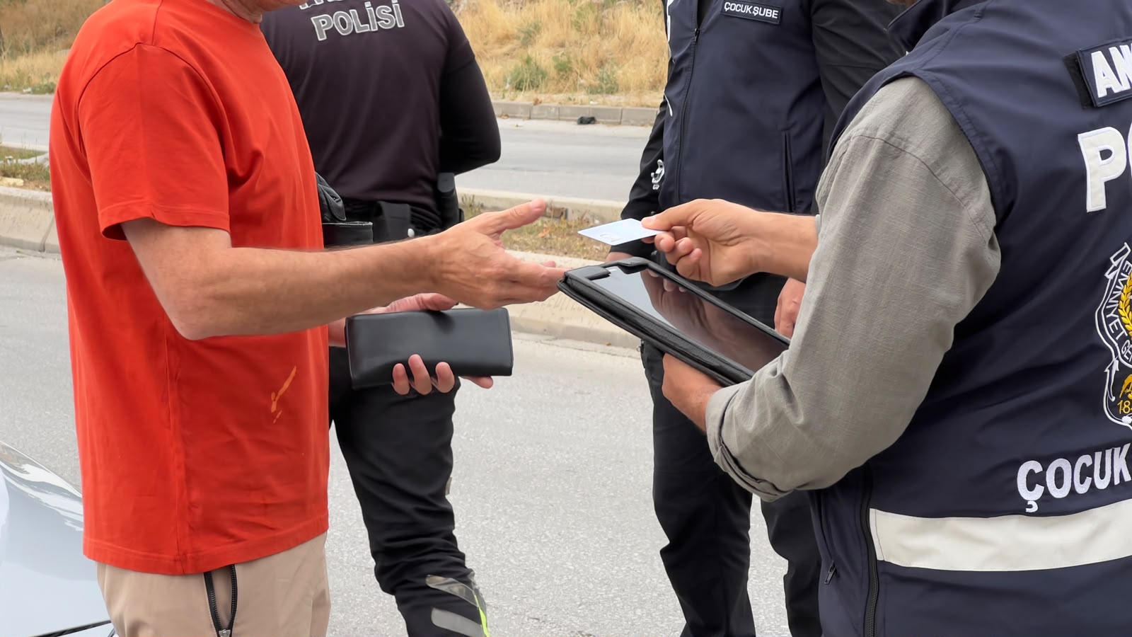 Maksut Yüksek okul çevresinde denetim