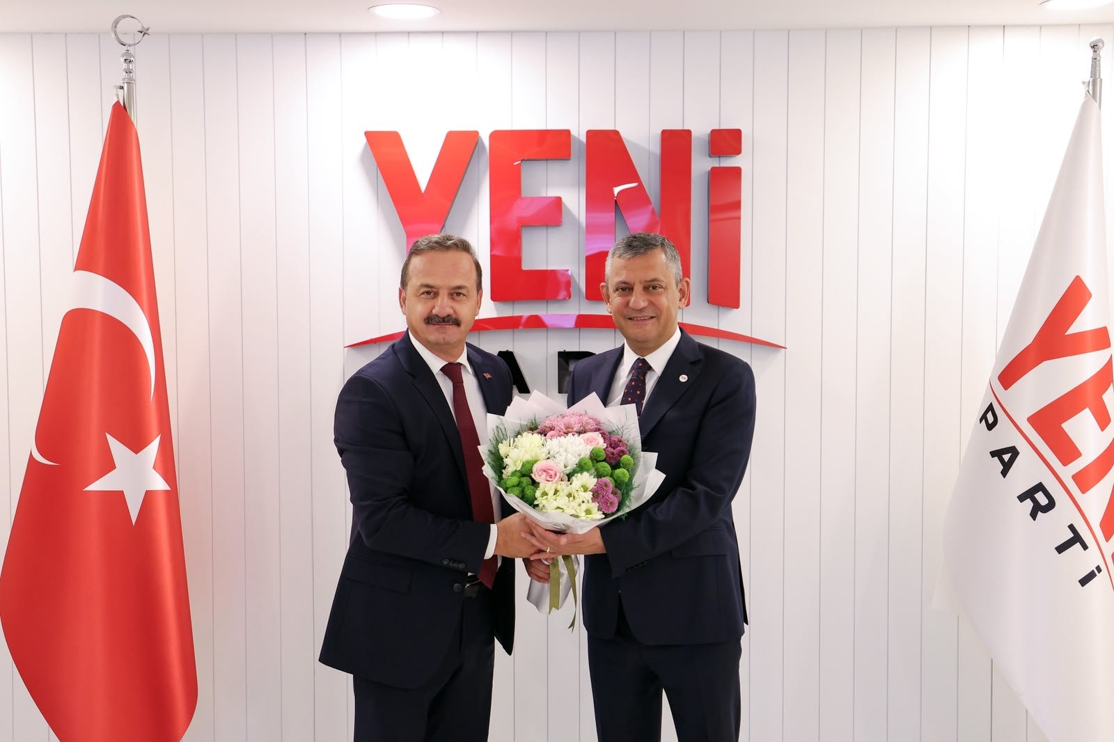 Özgür Özel ve Yavuz Ağıralioğlu basın toplantısı