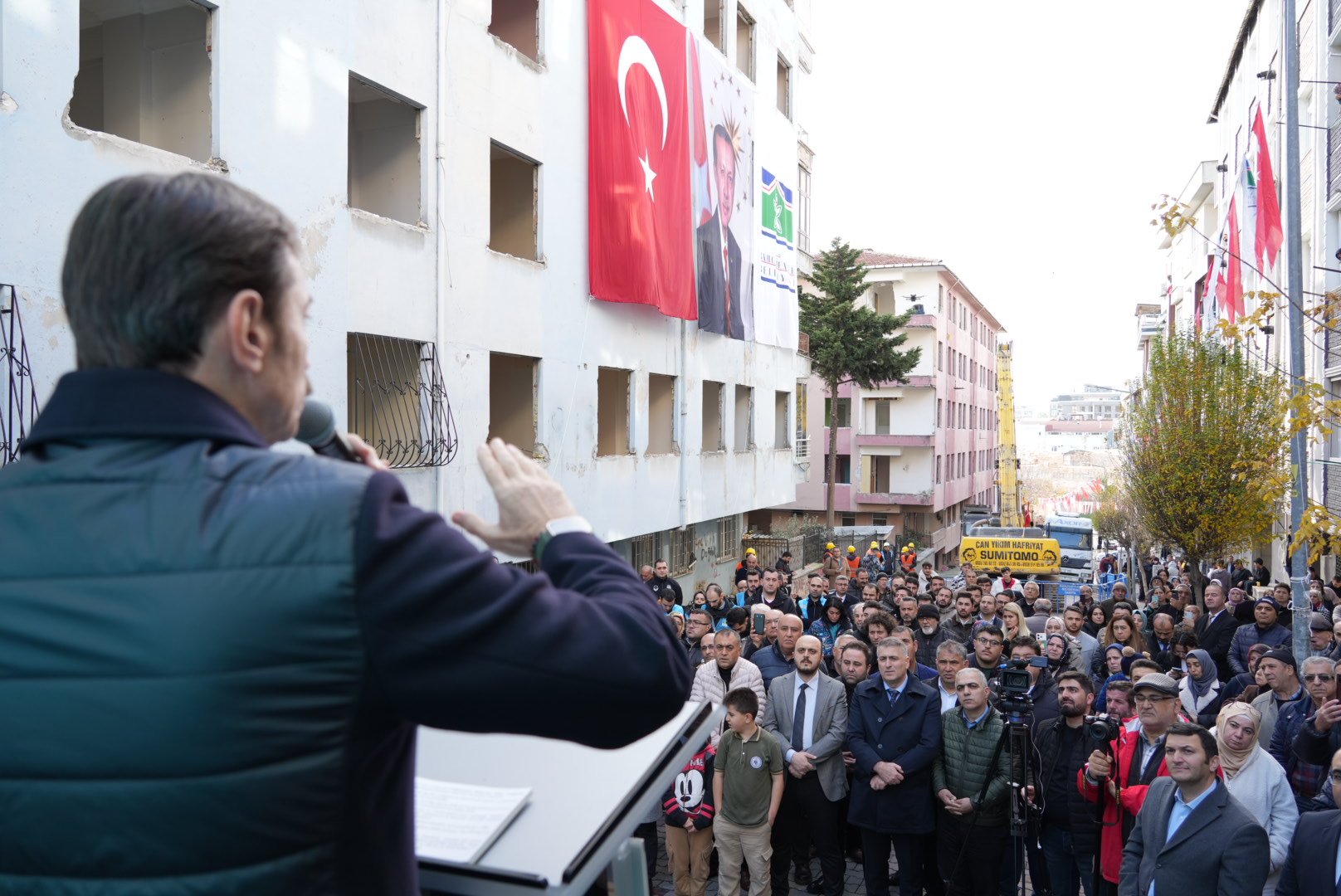 Bahçelievler Belediye Başkanı Dr. Hakan Bahadır kentsel dönüşüm