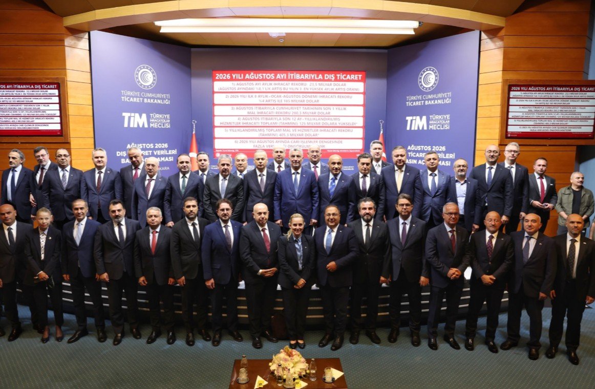 Ticaret Bakanı Ömer Bolat Ticaret Bakanlığı