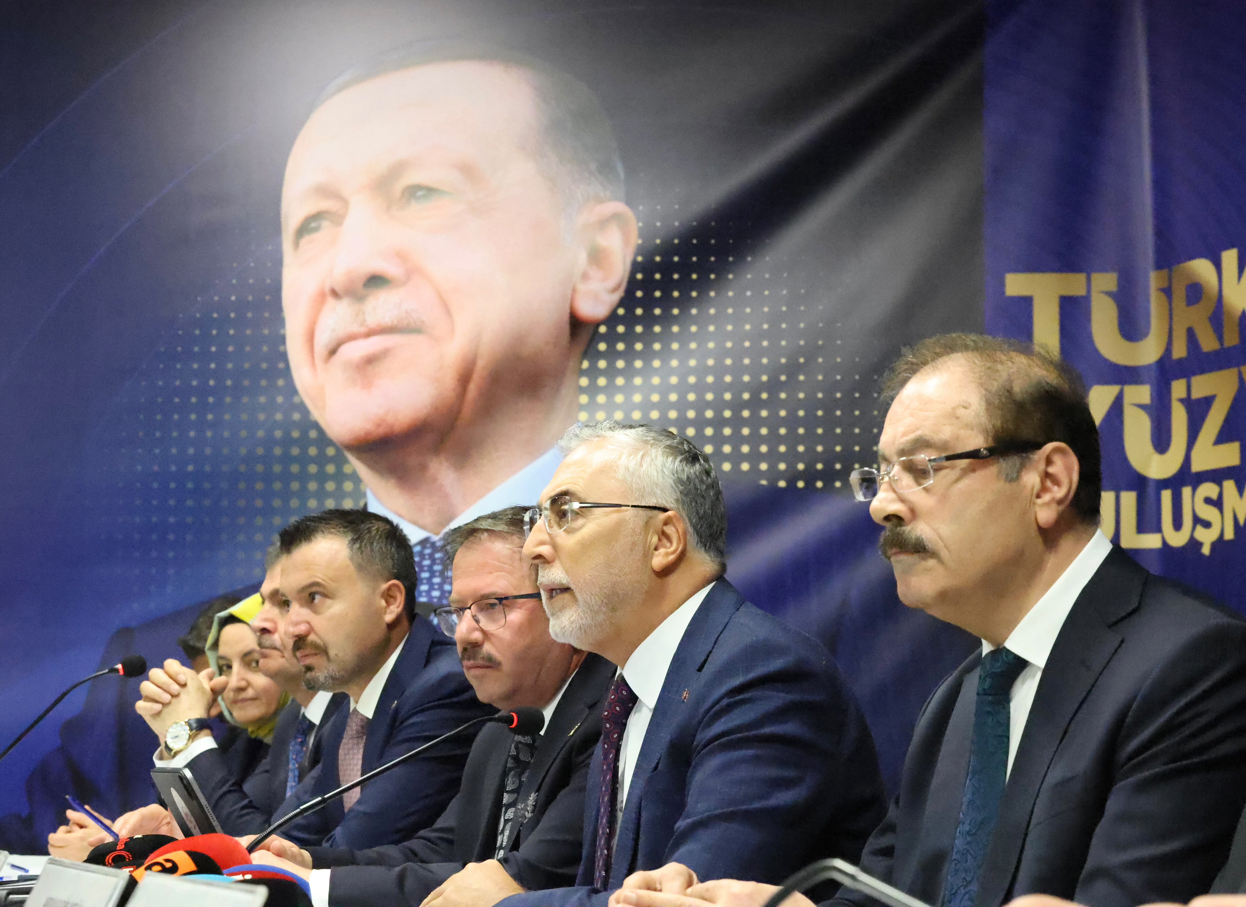 Bakan Işıkhan Türkiye Yüzyılı Buluşmaları konuşması