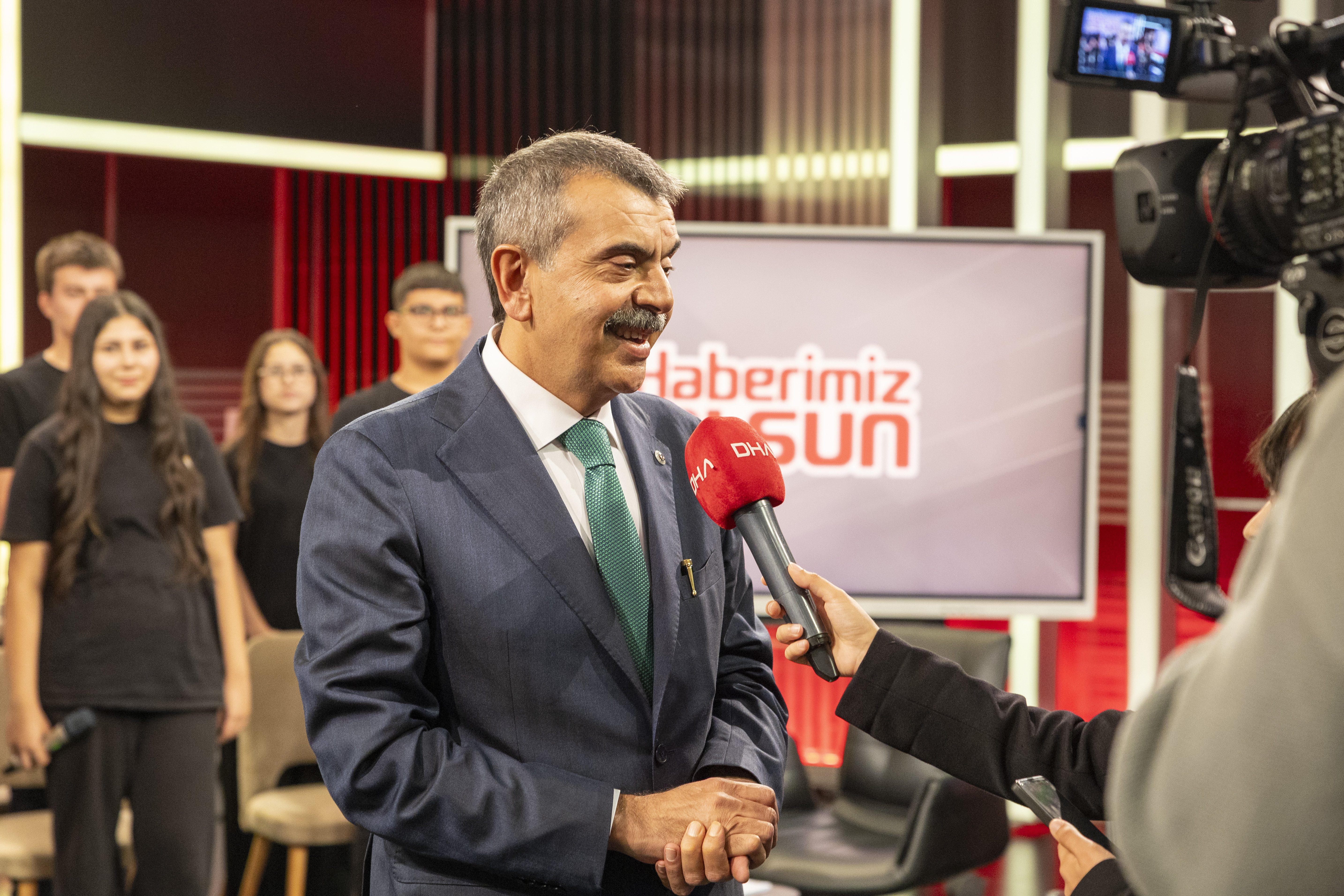 Demirören Medya ve Teknoloji MTAL öğrencileri