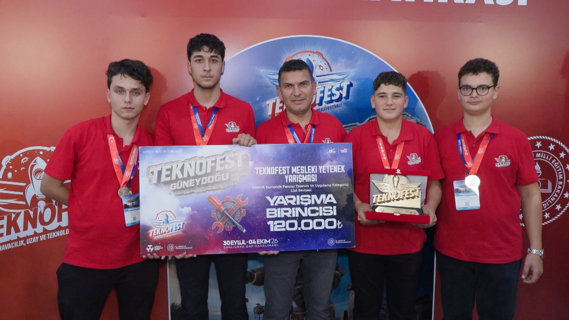 Milli Eğitim Bakanlığı standı ziyaretçileri