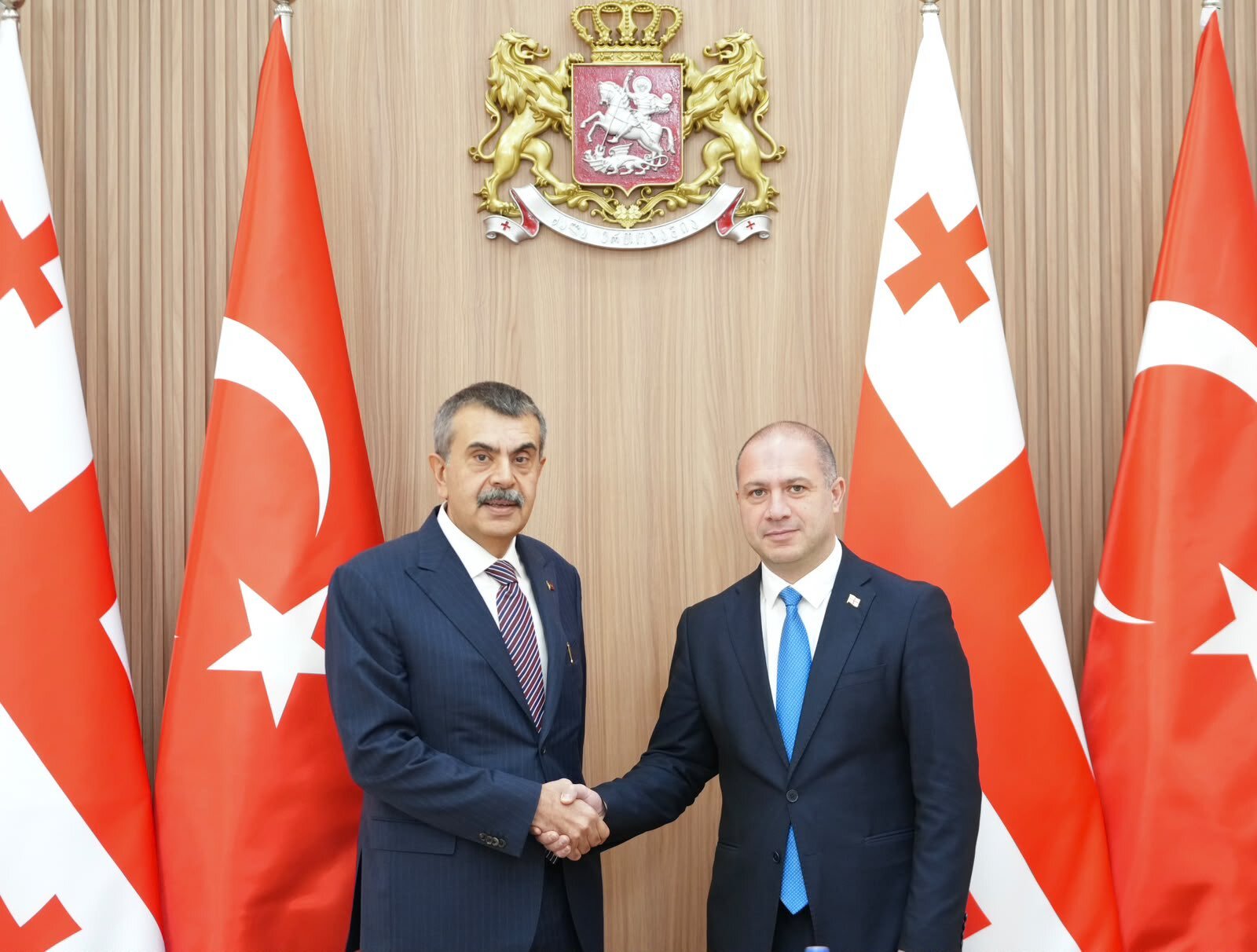 Milli Eğitim Bakanı Yusuf Tekin ve Gürcistan Eğitim Bakanı Givi Mikanadze görüşme
